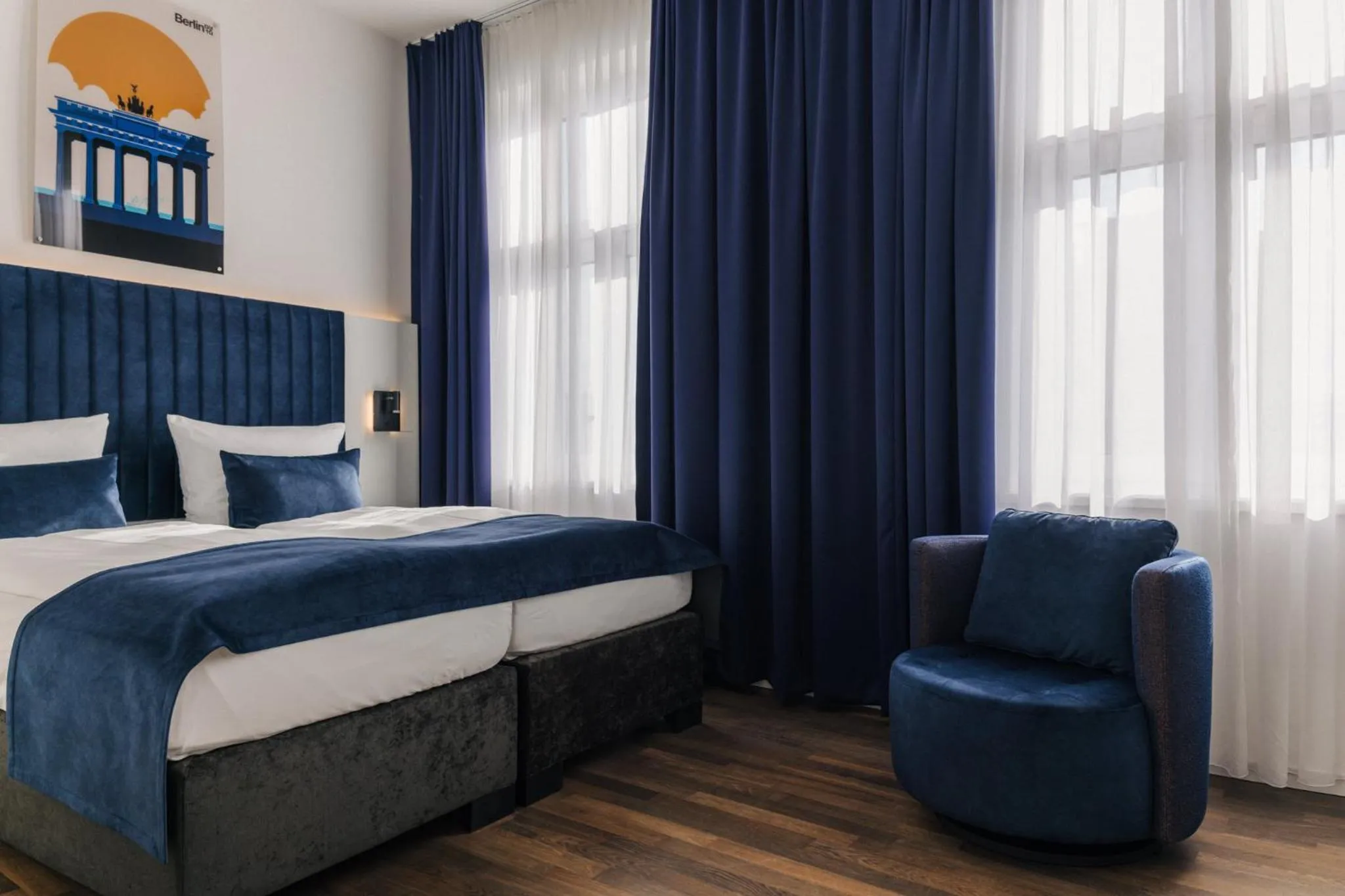 Bed in Homaris East Side