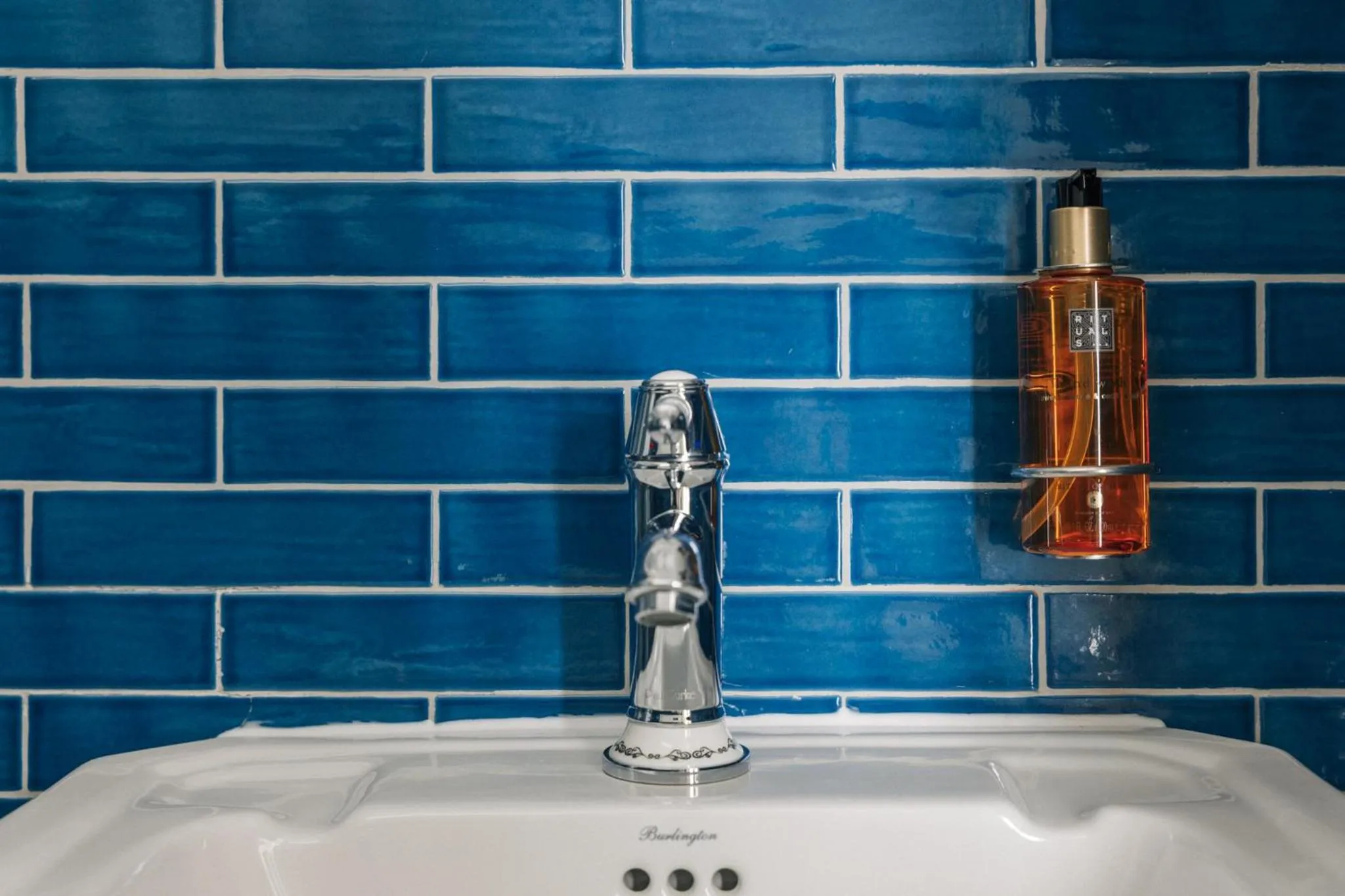 Bathroom in Homaris East Side