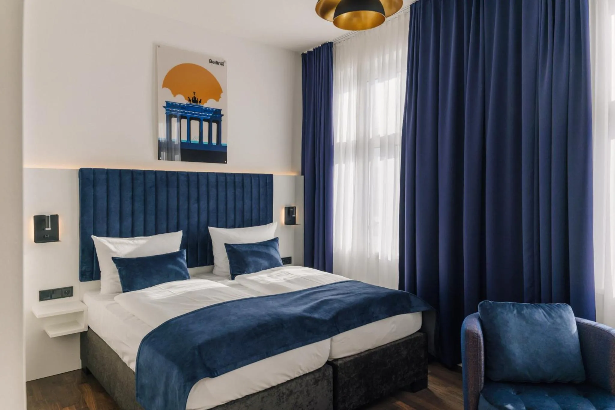 Bed in Homaris East Side