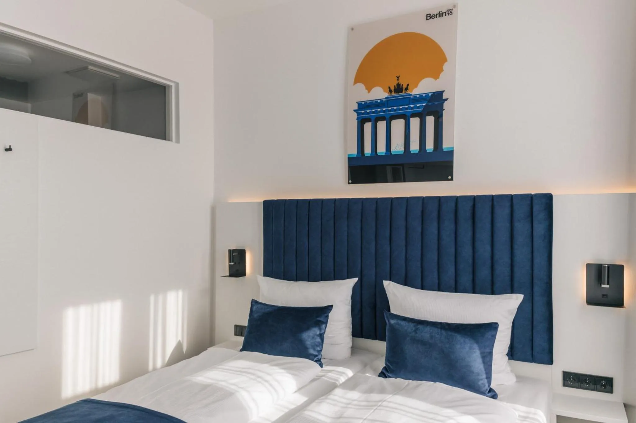 Bed in Homaris East Side