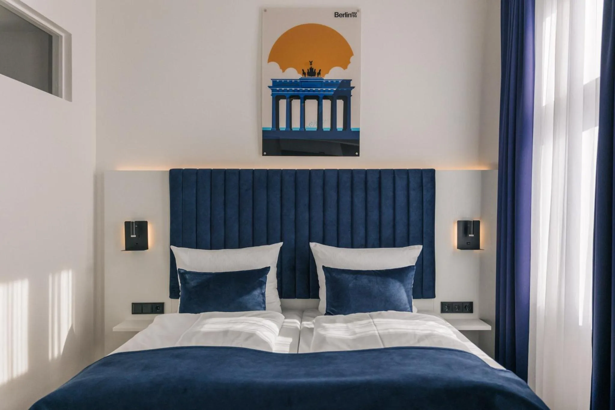 Bed in Homaris East Side