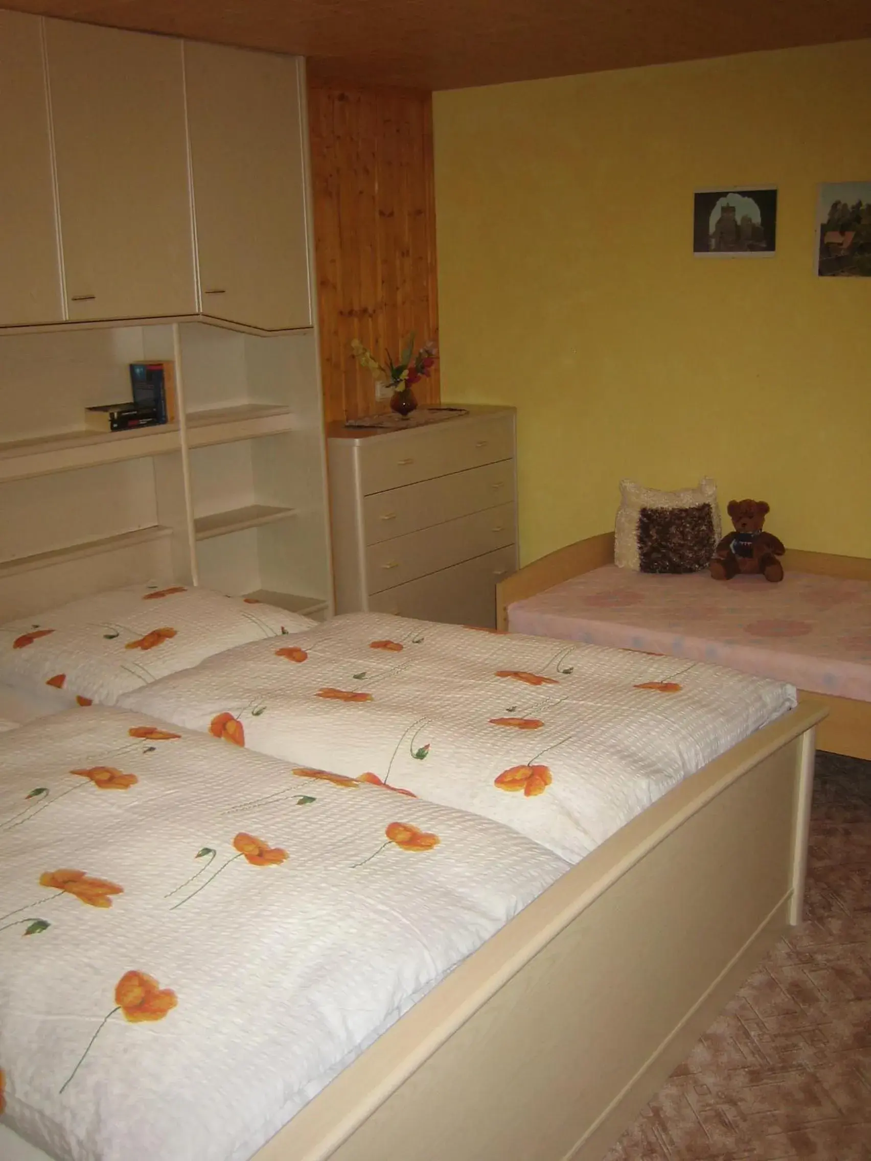 Two-Bedroom Apartment - single occupancy in Apartment Schlafwandler Two-Bedroom Apartment - single occupancy in Apartment Schlafwandler