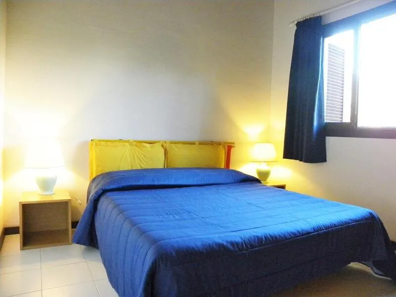 Bed in Residence Gardens