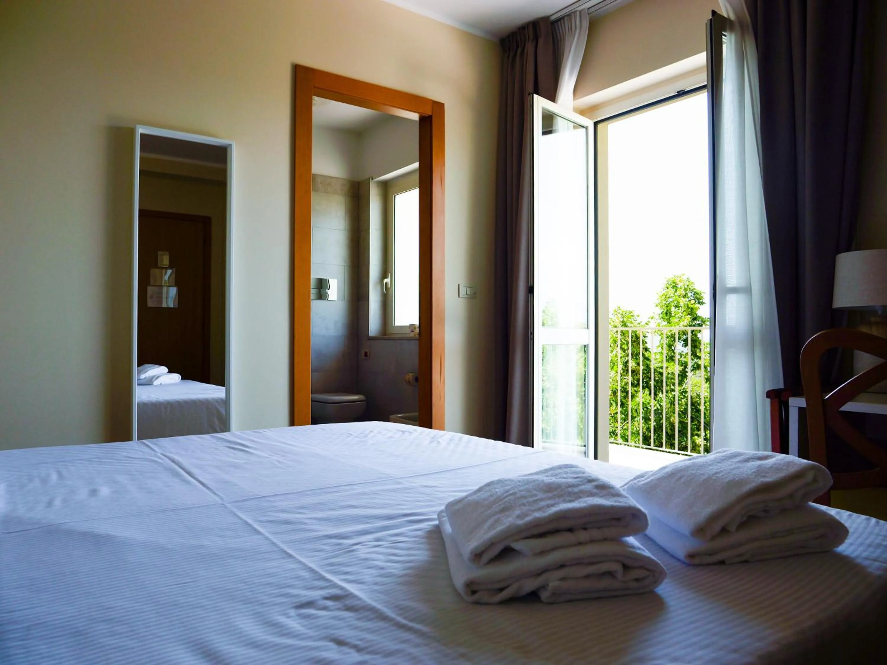 towels, Bed in Giardino Dei Principi d'Abruzzo