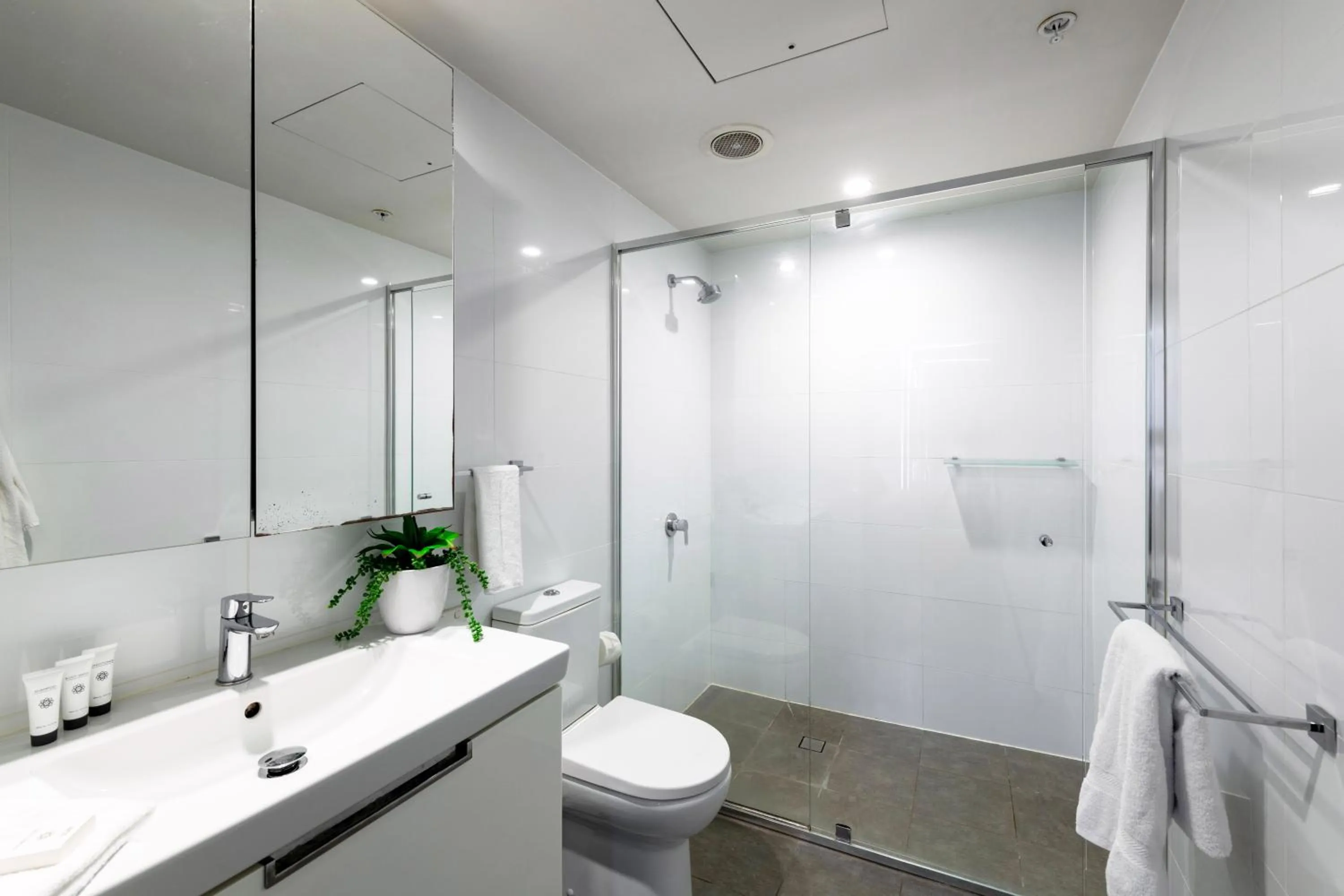 Shower in Arena Apartments by CLLIX