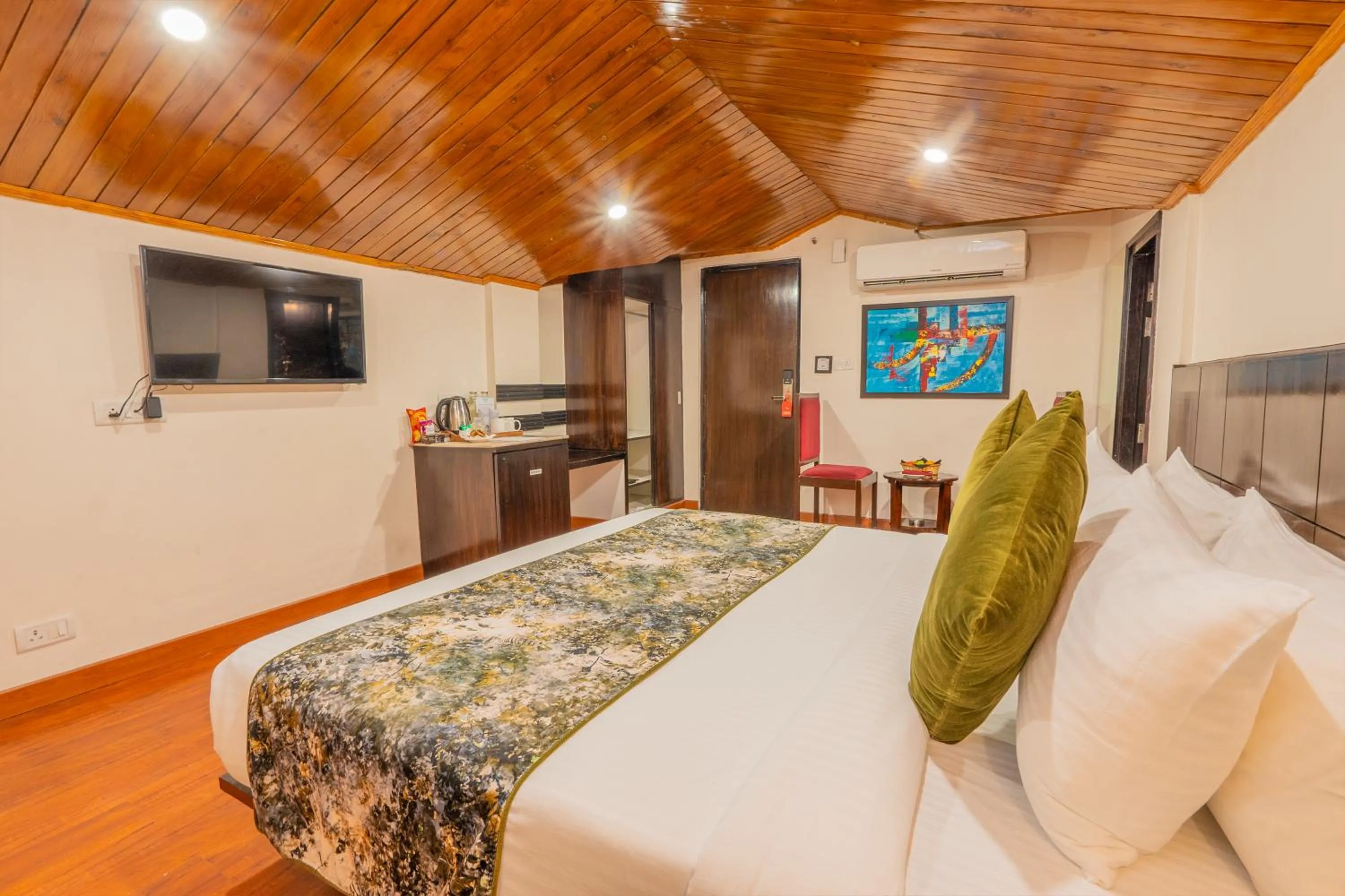 Bed in Woodrock Luxury Boutique Hotel