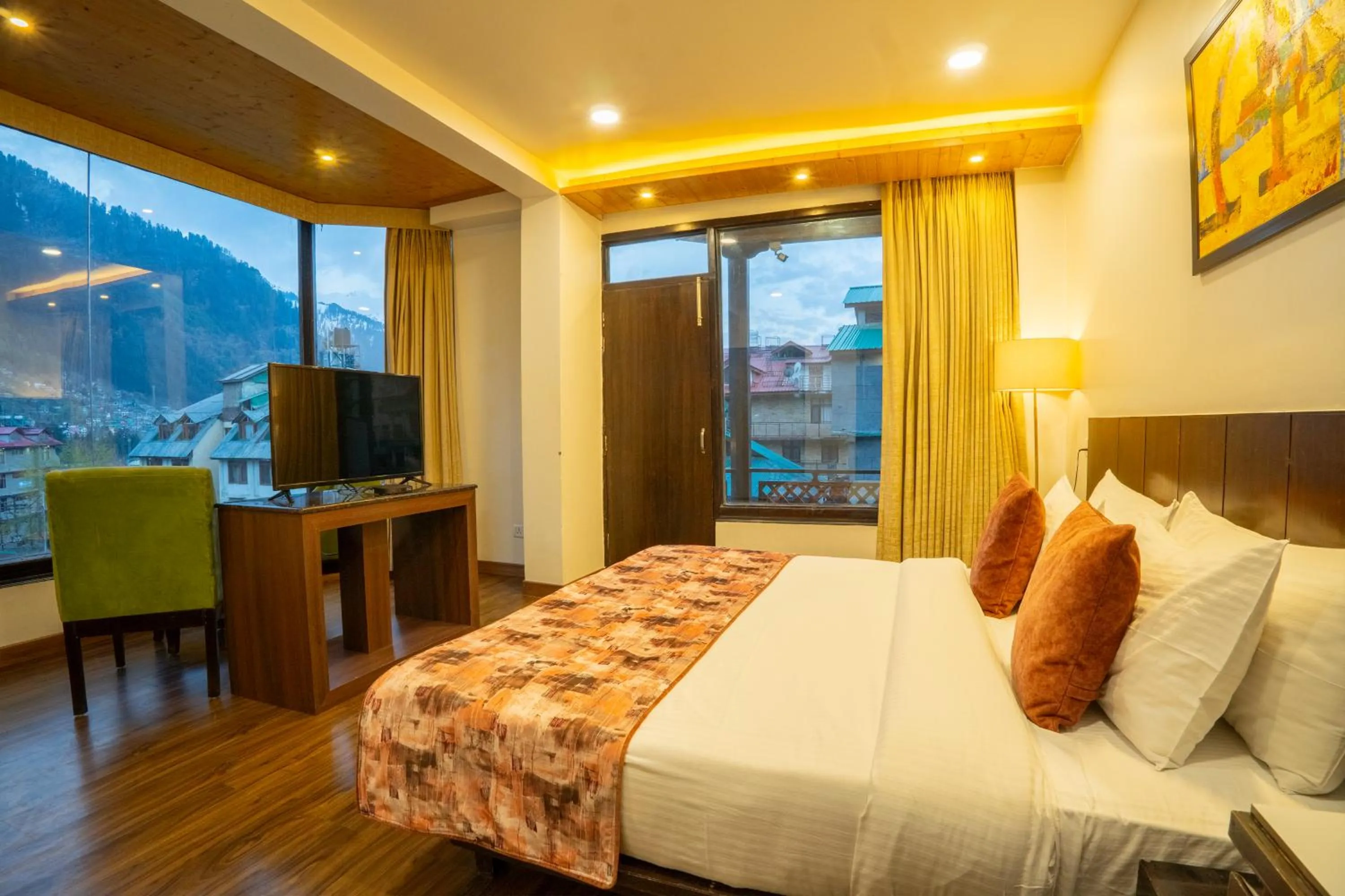 Photo of the whole room, Bed in Woodrock Luxury Boutique Hotel