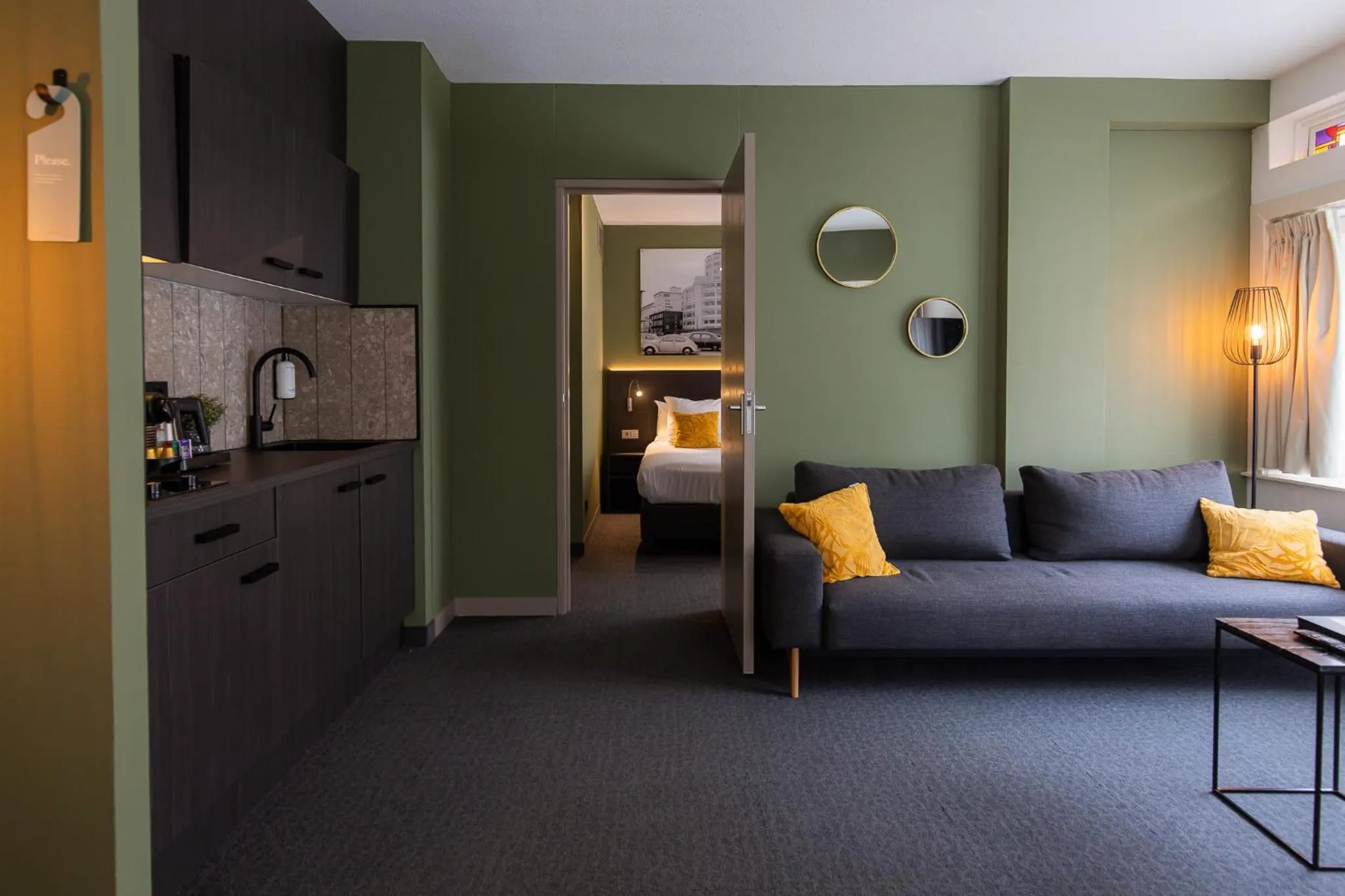 Patio, Bed in Hotel Parkzicht Eindhoven