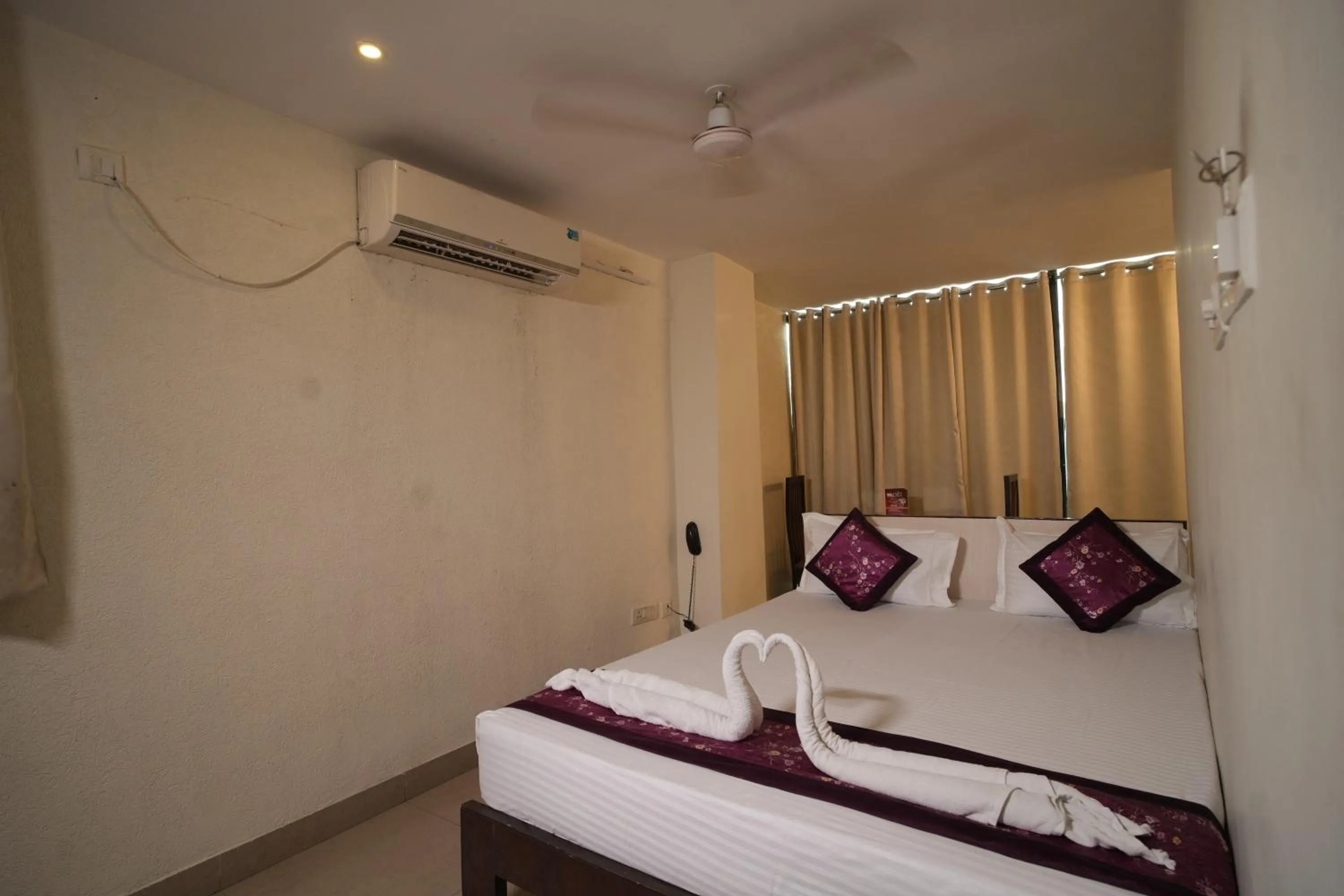 Bedroom in Hotel Pearl