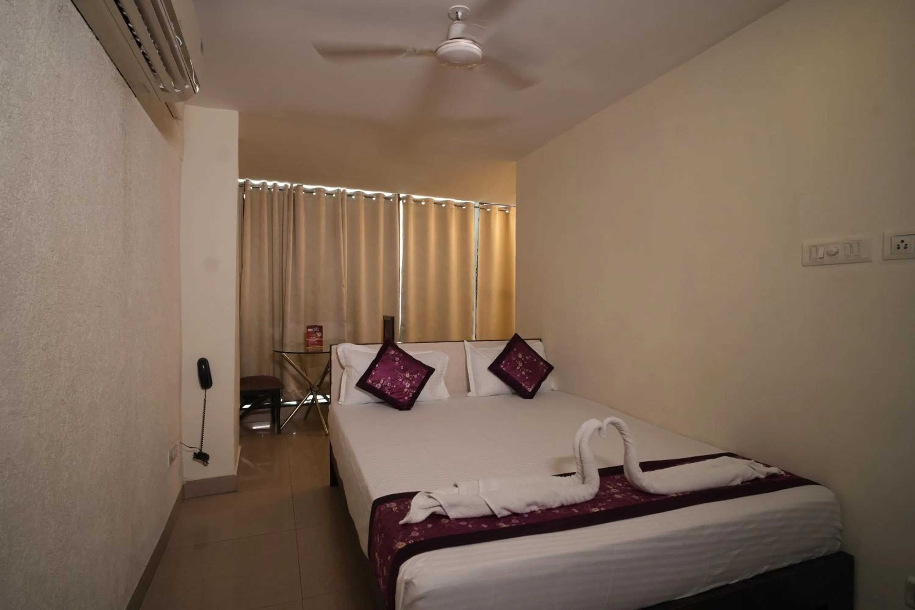 Bedroom in Hotel Pearl