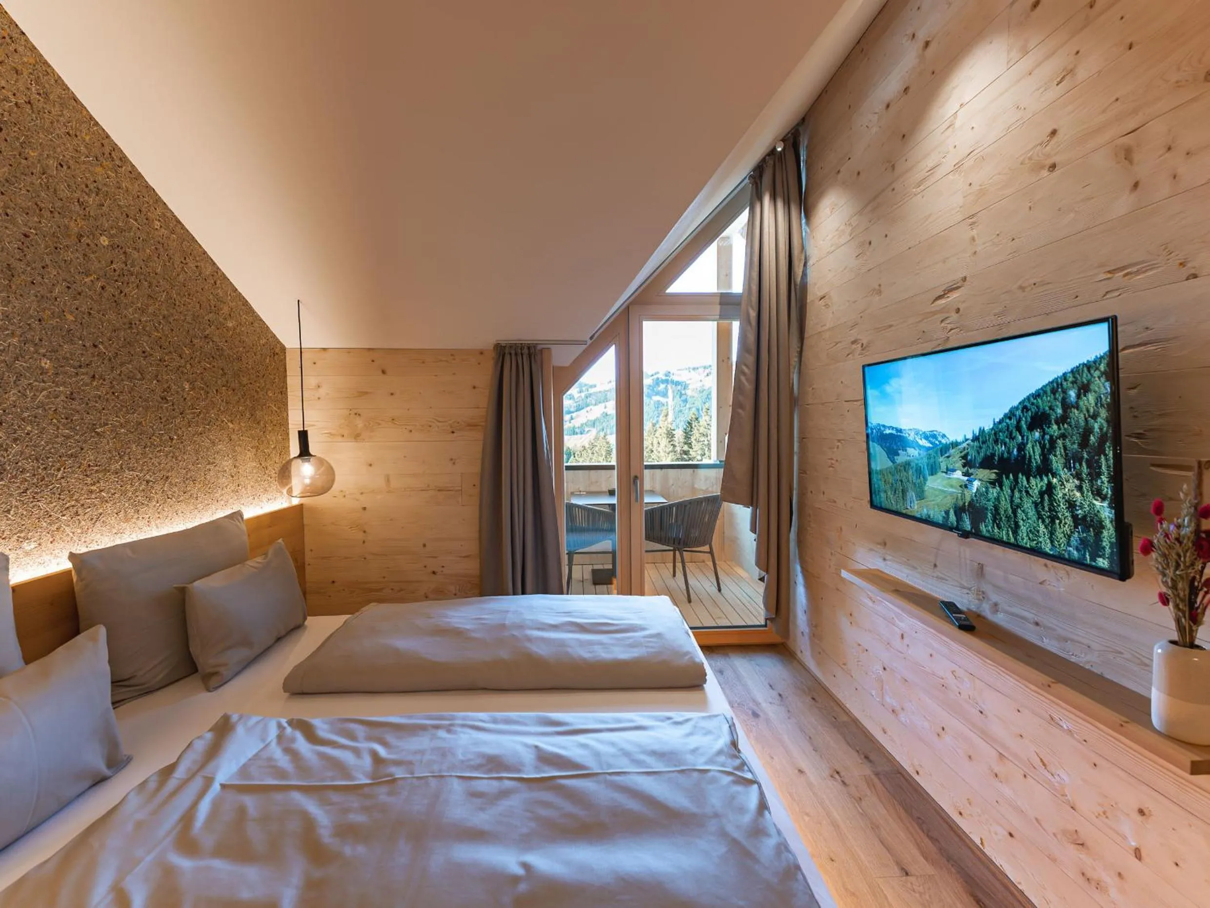 Bed in Berghotel Wald&Wiesn