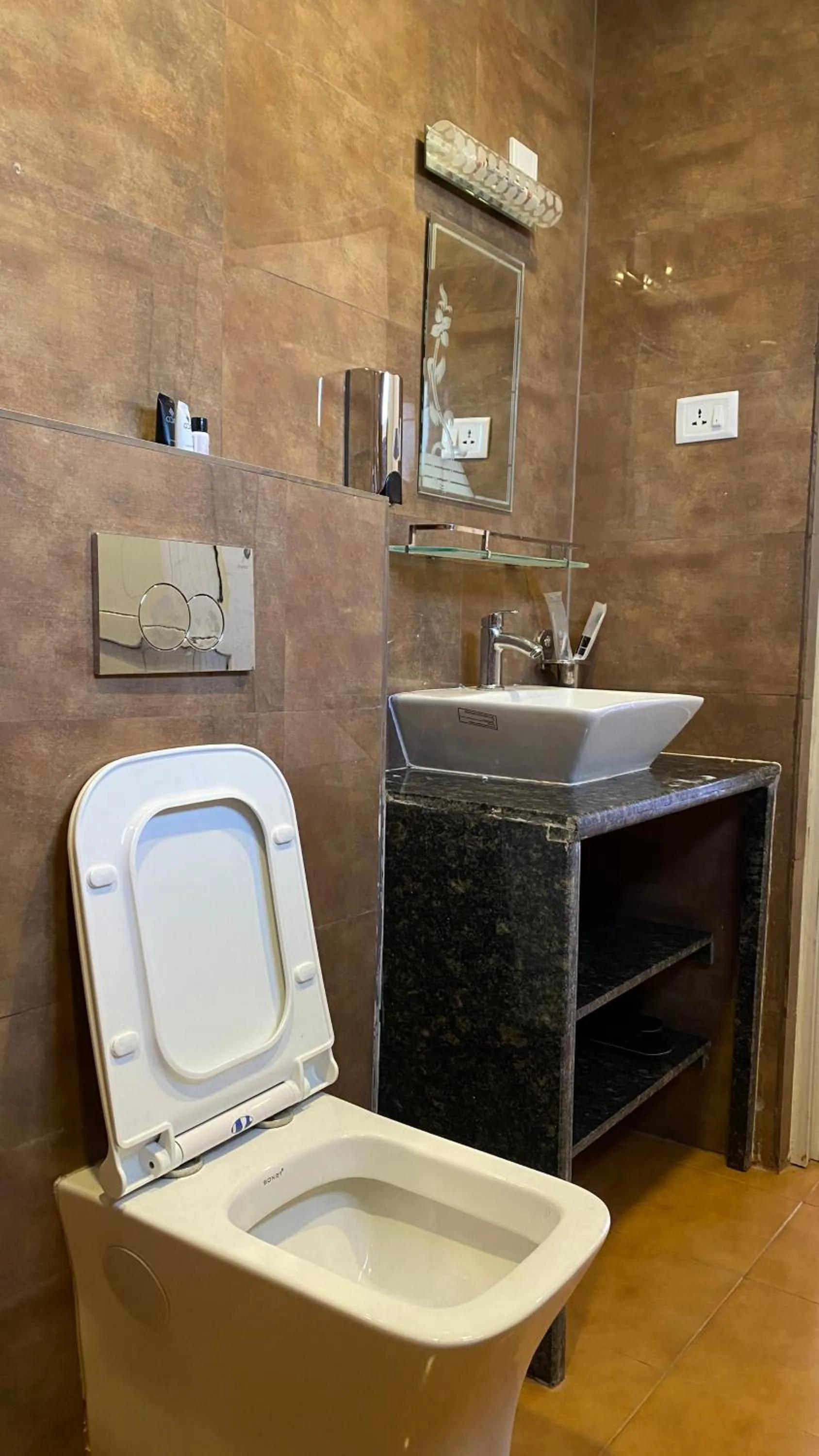 Bathroom in Samiyog Tourist Resort