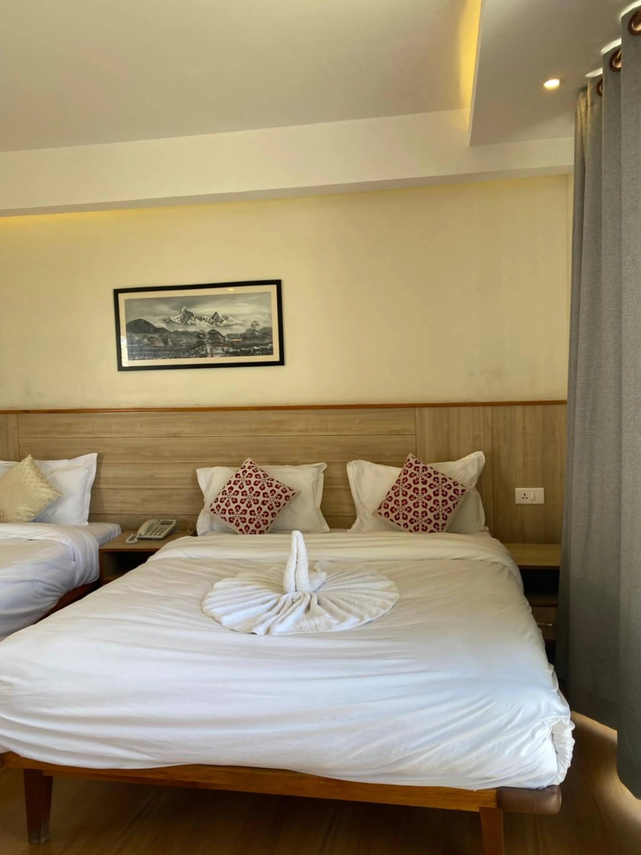 Bed in Samiyog Tourist Resort