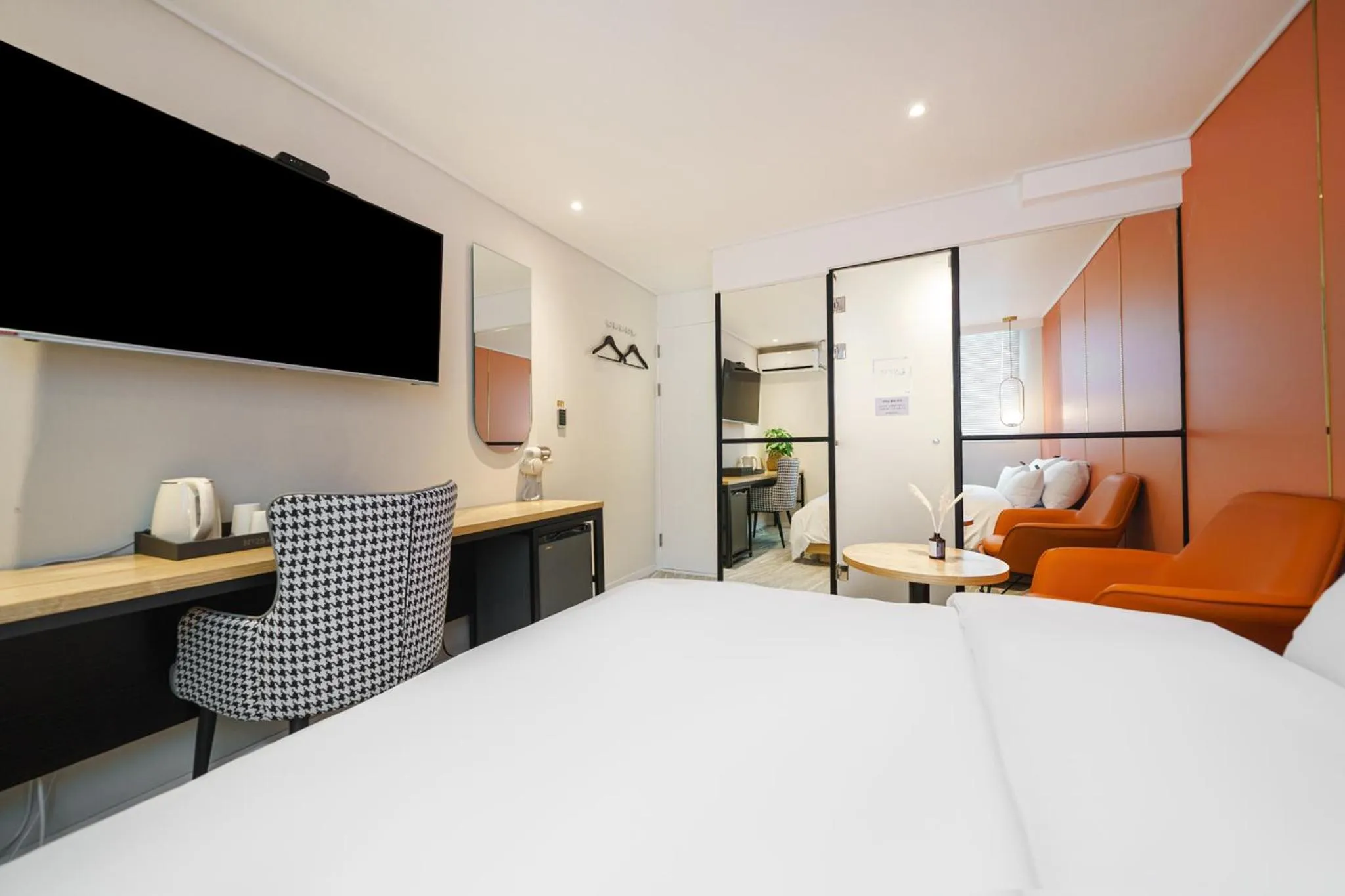 Bedroom, Bed in No 25 Hotel Dongam Branch