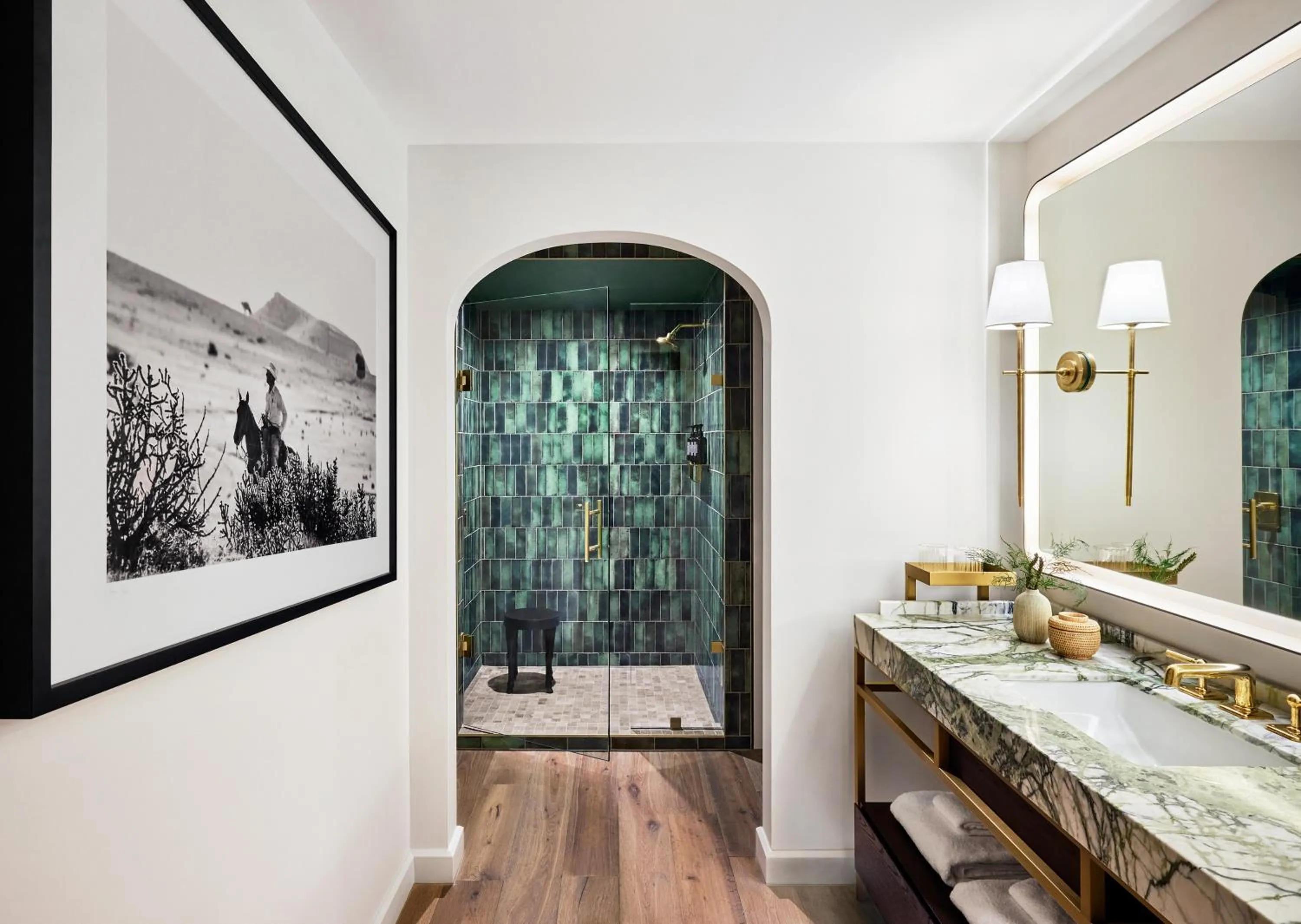 Bathroom in Bowie House, Auberge Collection