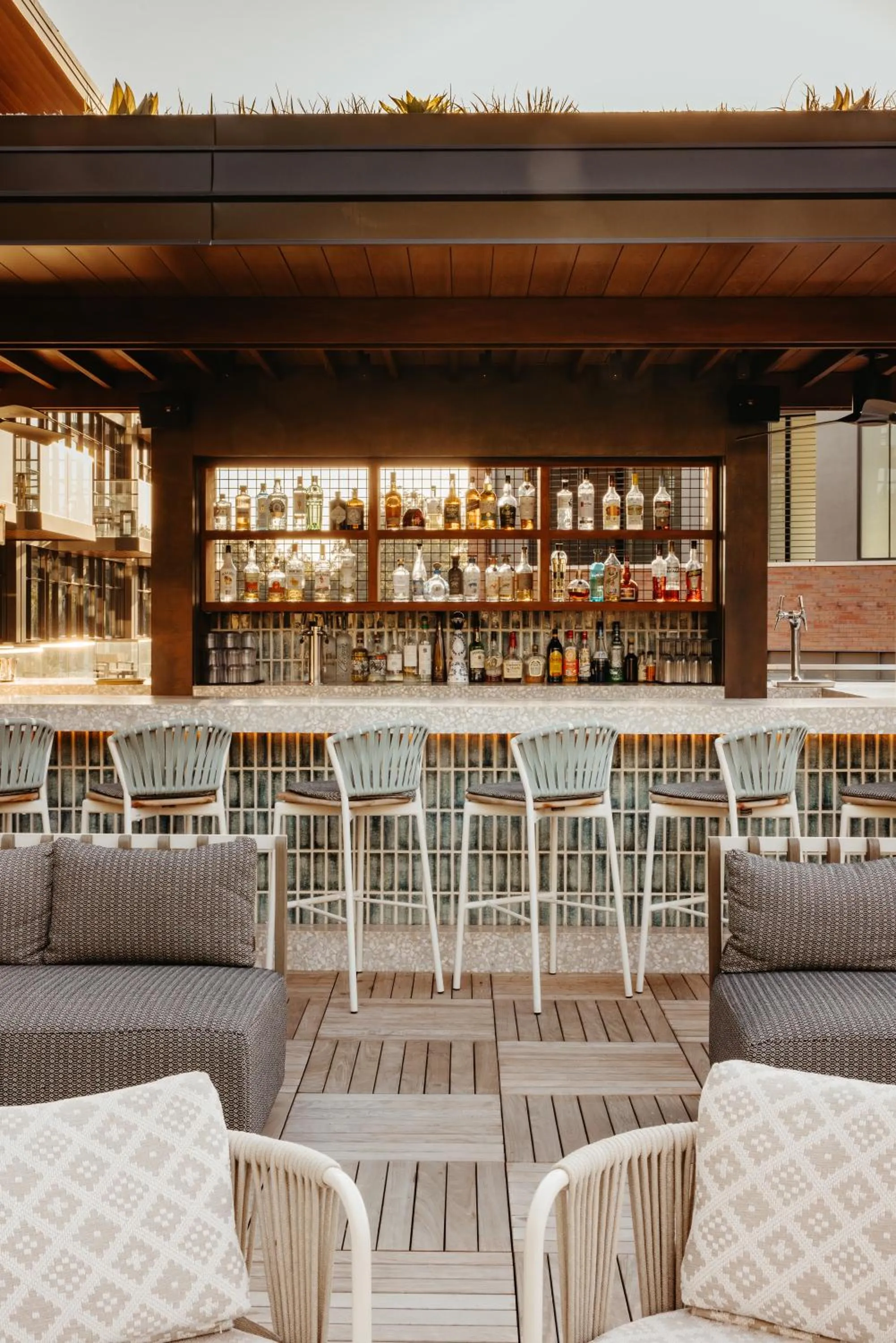 Lounge or bar in Bowie House, Auberge Collection