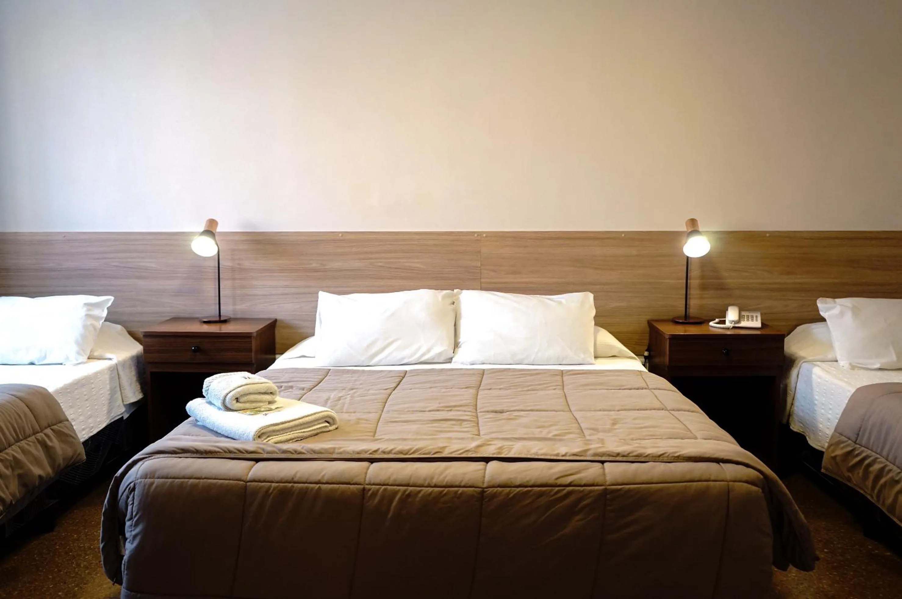 Photo of the whole room, Bed in GS Hotel