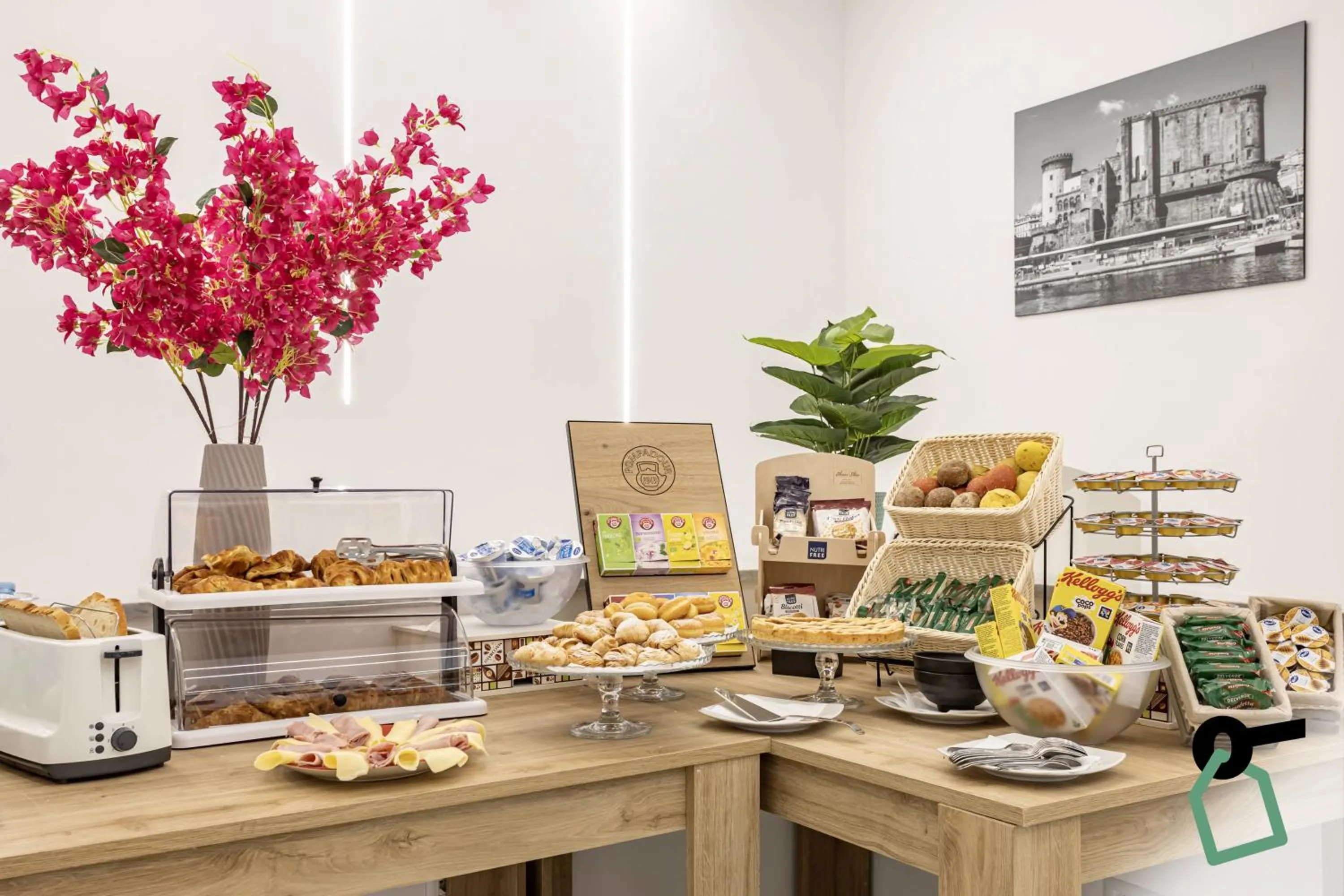 Buffet breakfast in Hotiday Room Collection - Napoli Sant'Arcangelo