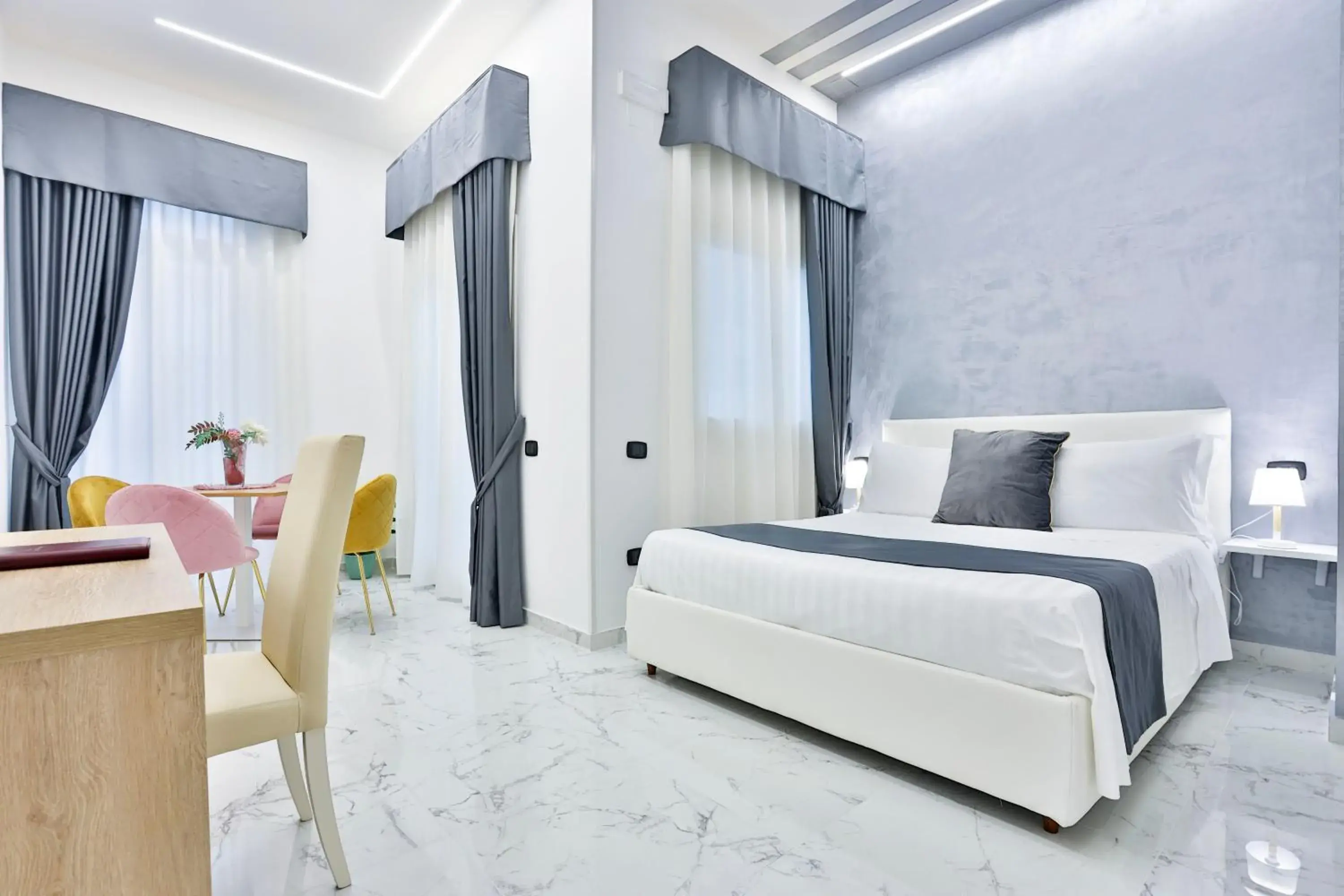 Suite with Terrace in Hotiday Room Collection - Napoli Sant'Arcangelo Suite with Terrace in Hotiday Room Collection - Napoli Sant'Arcangelo