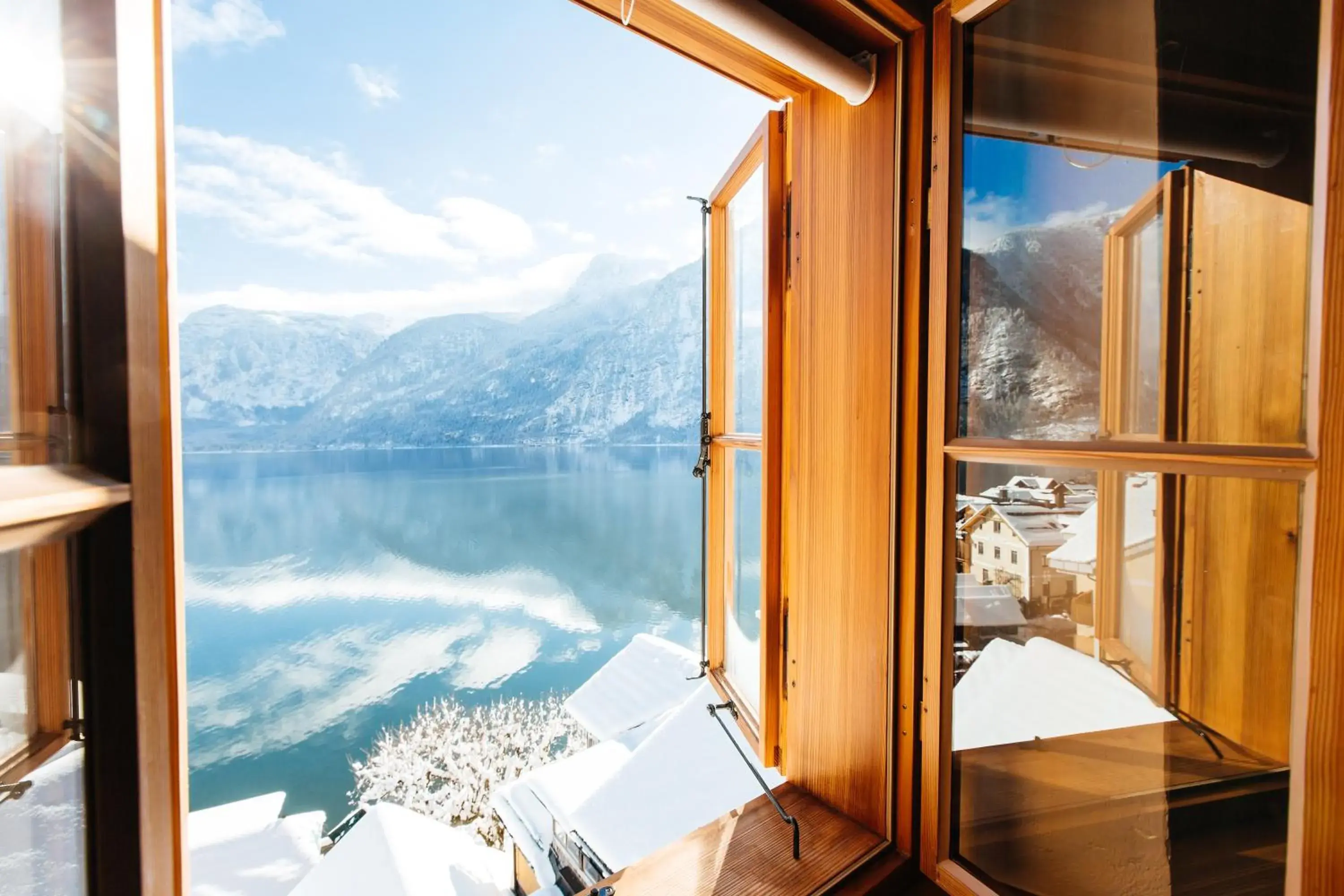 Superior Suite with Lake View in Hallstatt Hideaway - Adults only Superior Suite with Lake View in Hallstatt Hideaway - Adults only