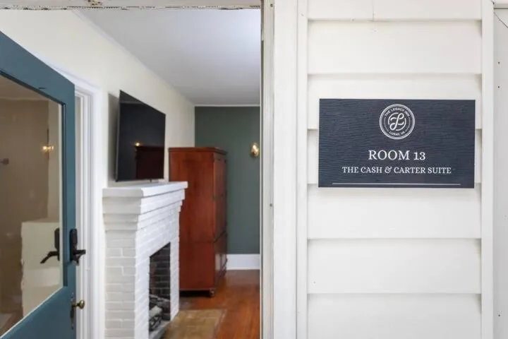 The Legacy Inn