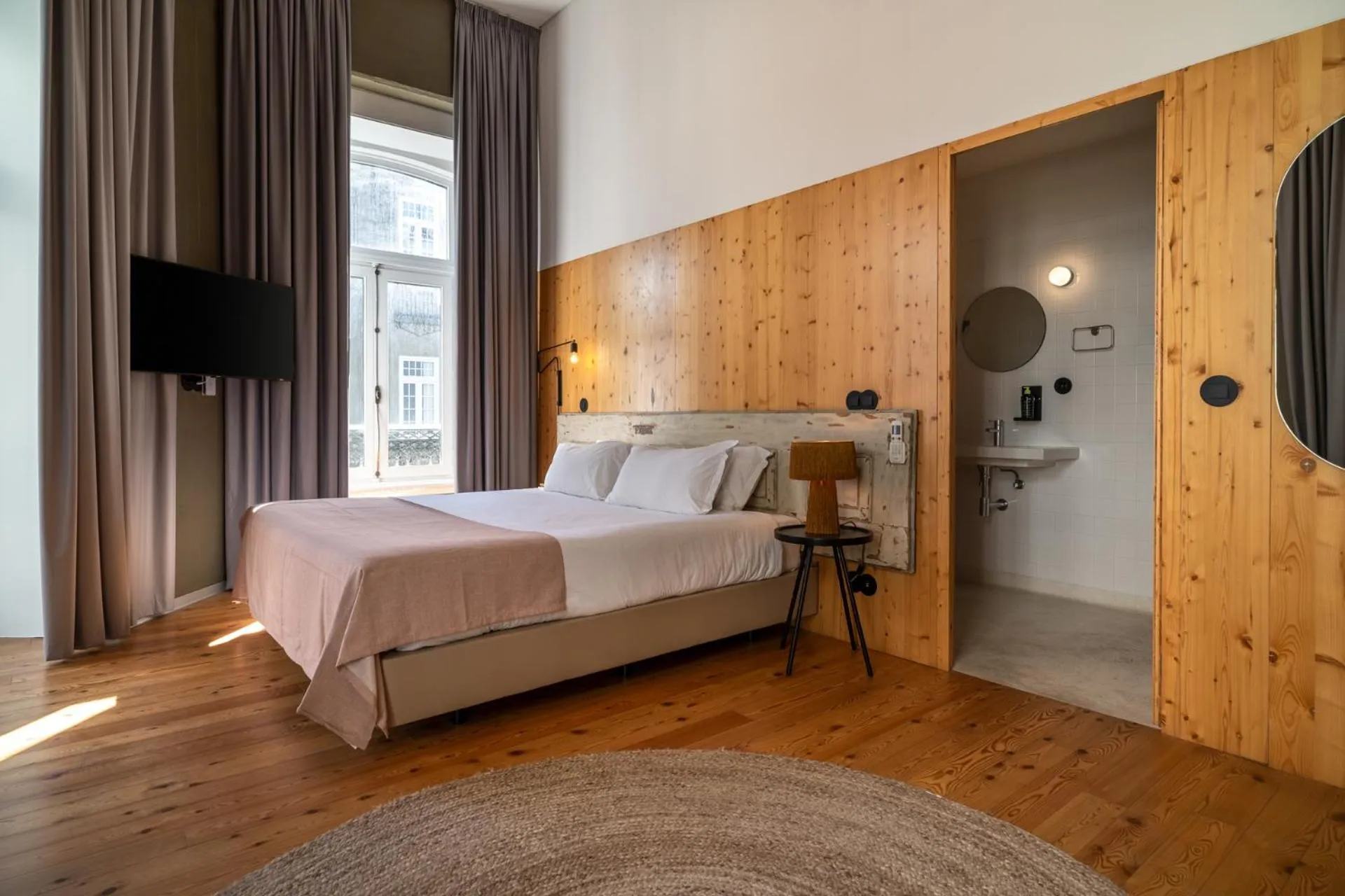 Bed in Limehome Porto Rua da Conceicao