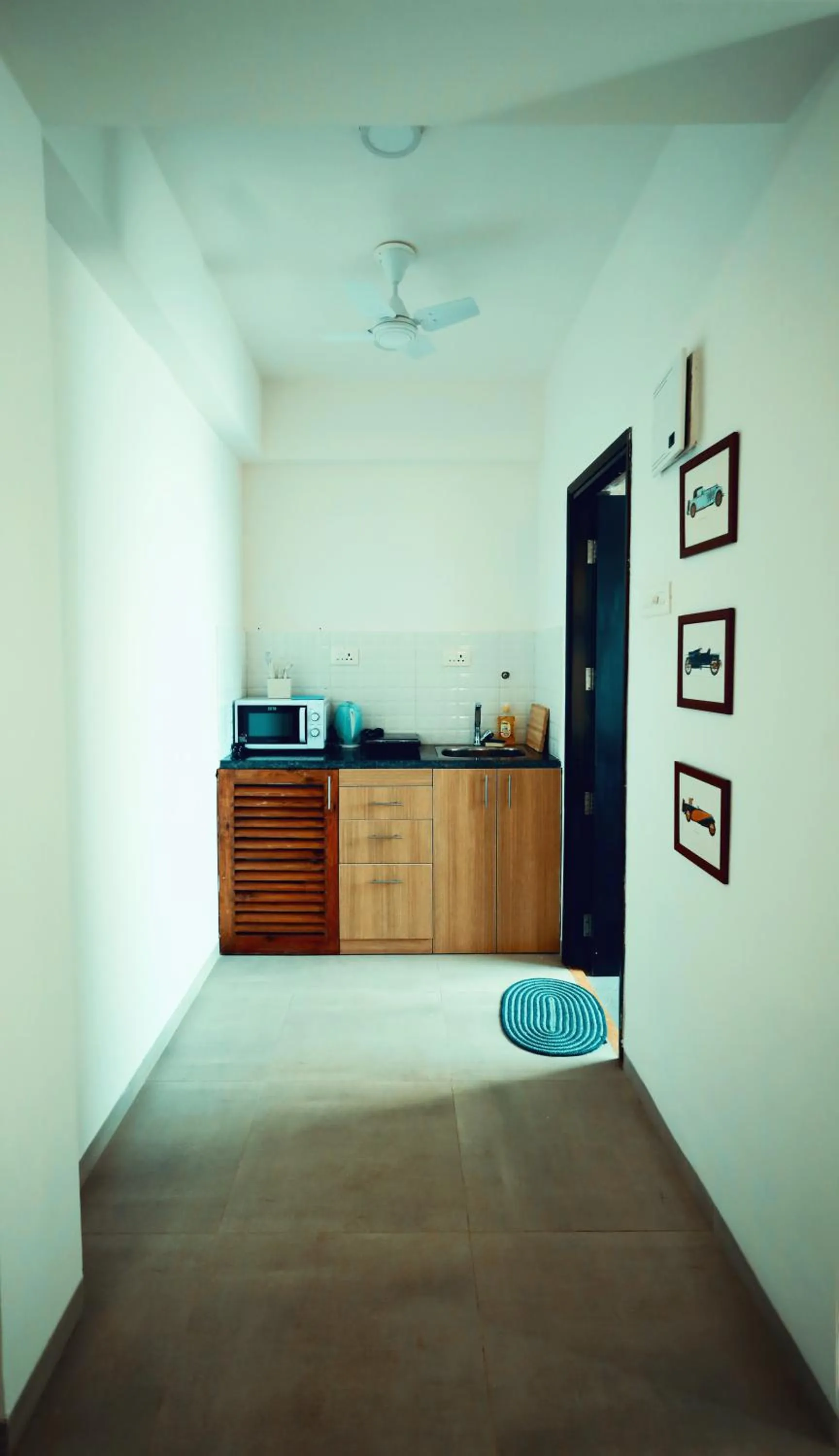 Kitchen or kitchenette in Asta by Avim