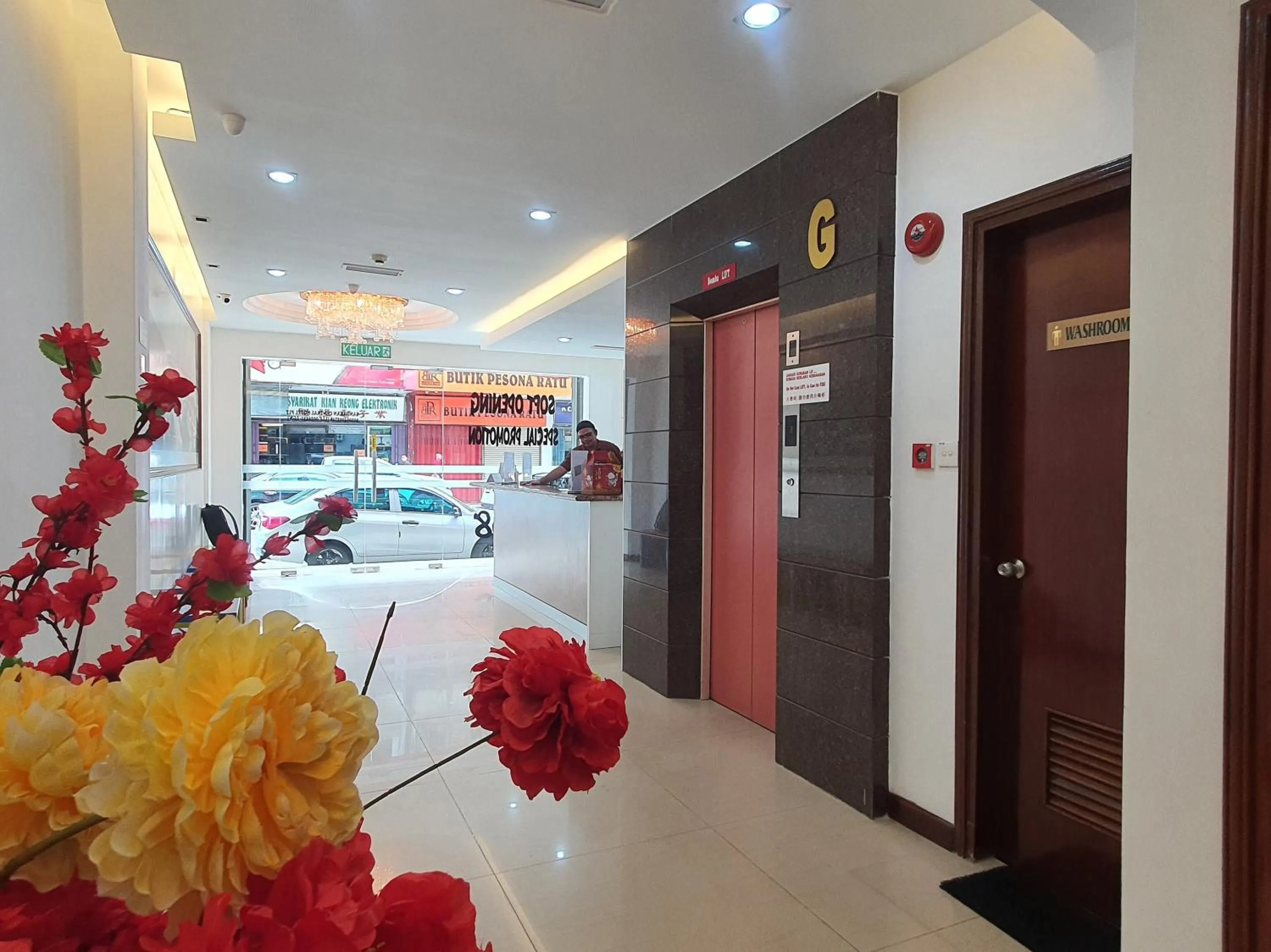 Lobby or reception in Capital O 90939 Sandakan Central Hotel