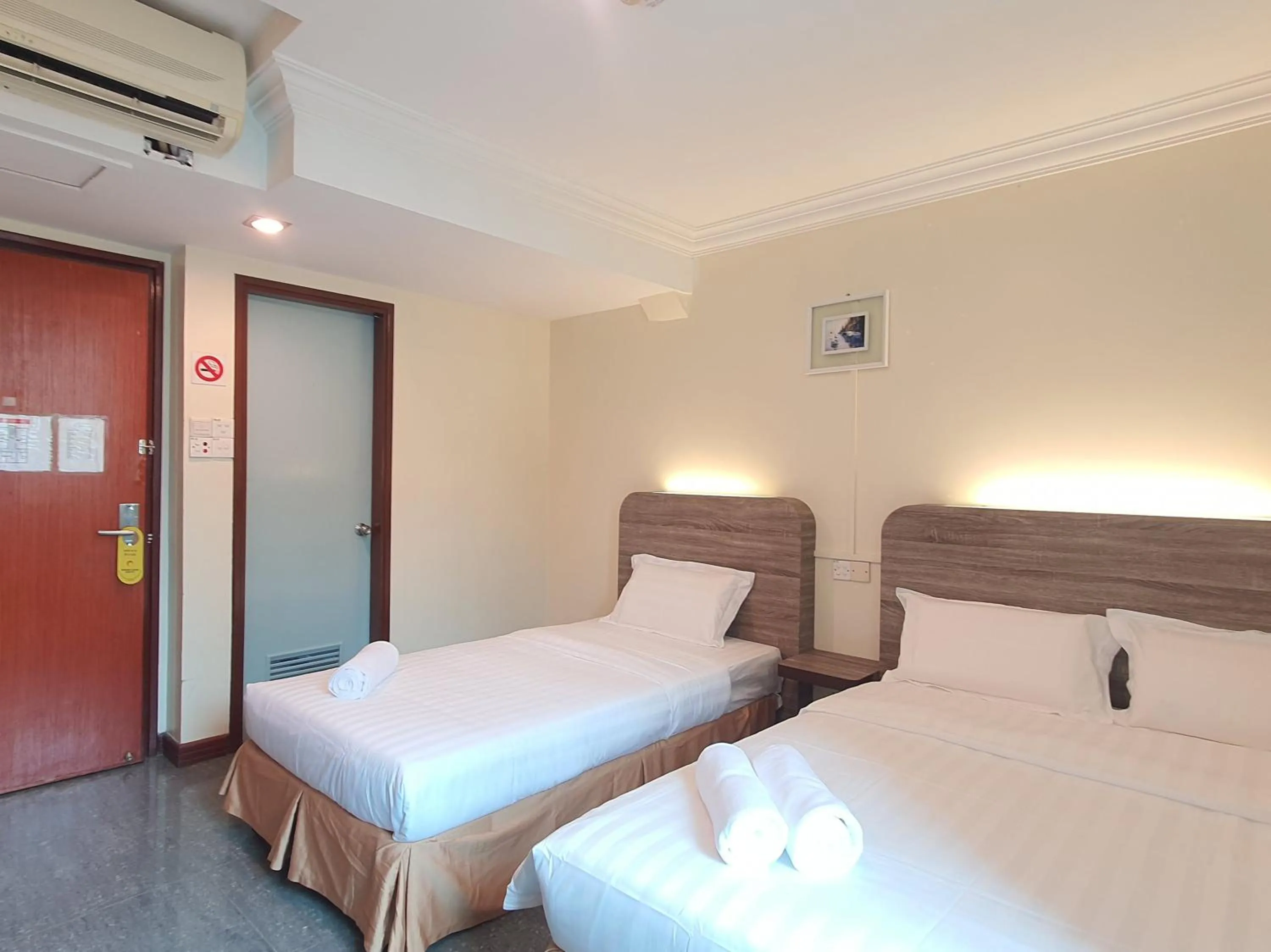 Bedroom, Bed in Capital O 90939 Sandakan Central Hotel