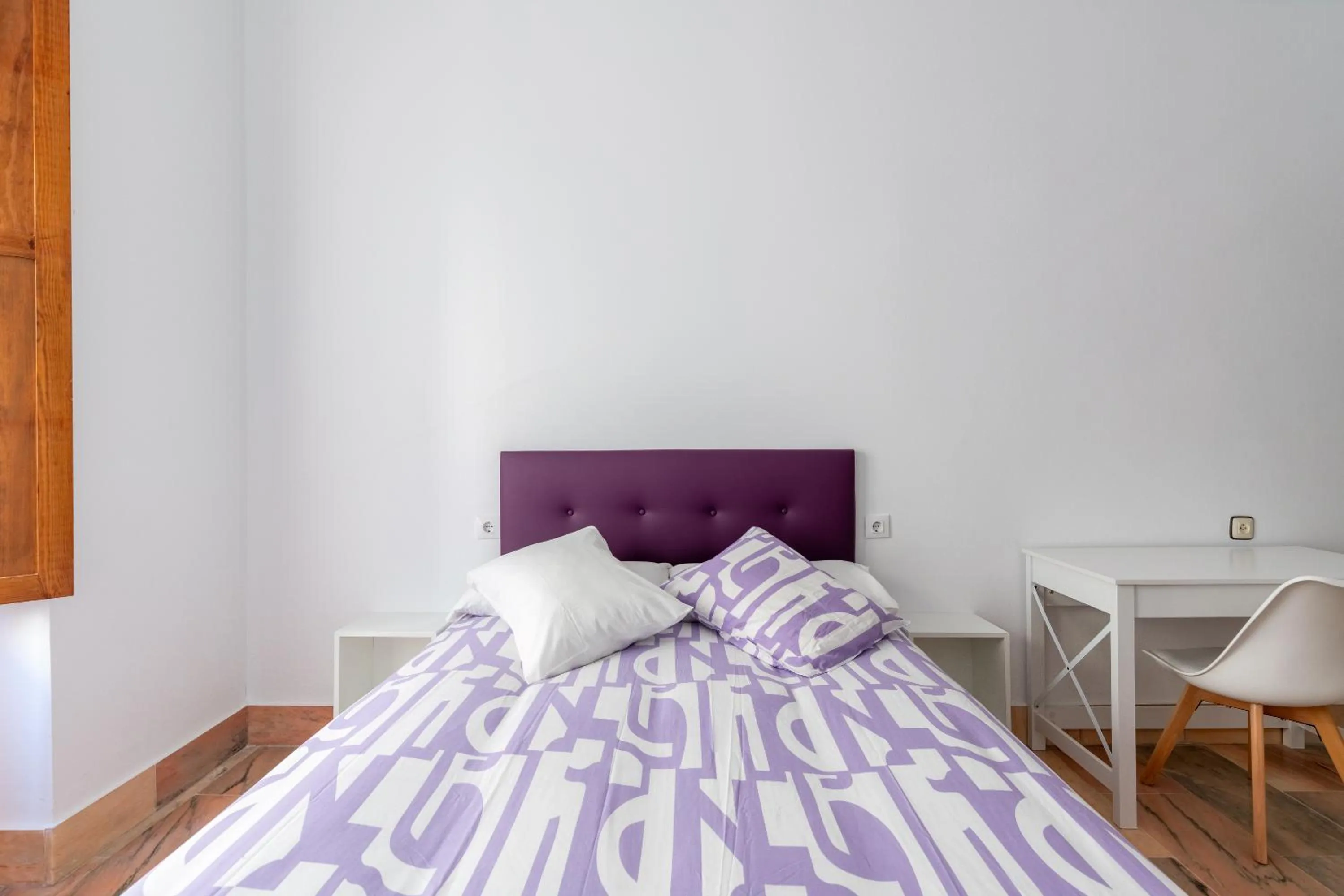 Bed in Banana Gay House - Only Men