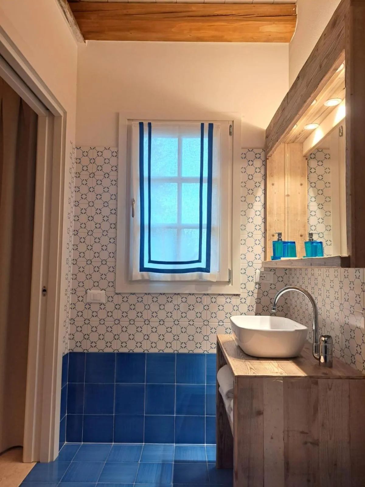 Bathroom in Collina di Verona Borgo San Mattia