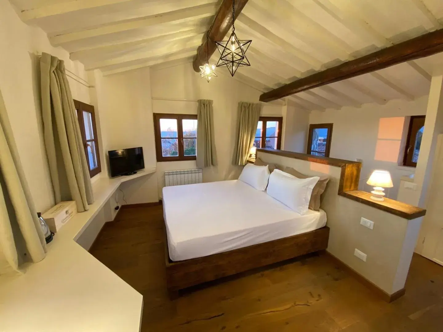 Junior Suite - single occupancy in Collina di Verona Borgo San Mattia Junior Suite - single occupancy in Collina di Verona Borgo San Mattia