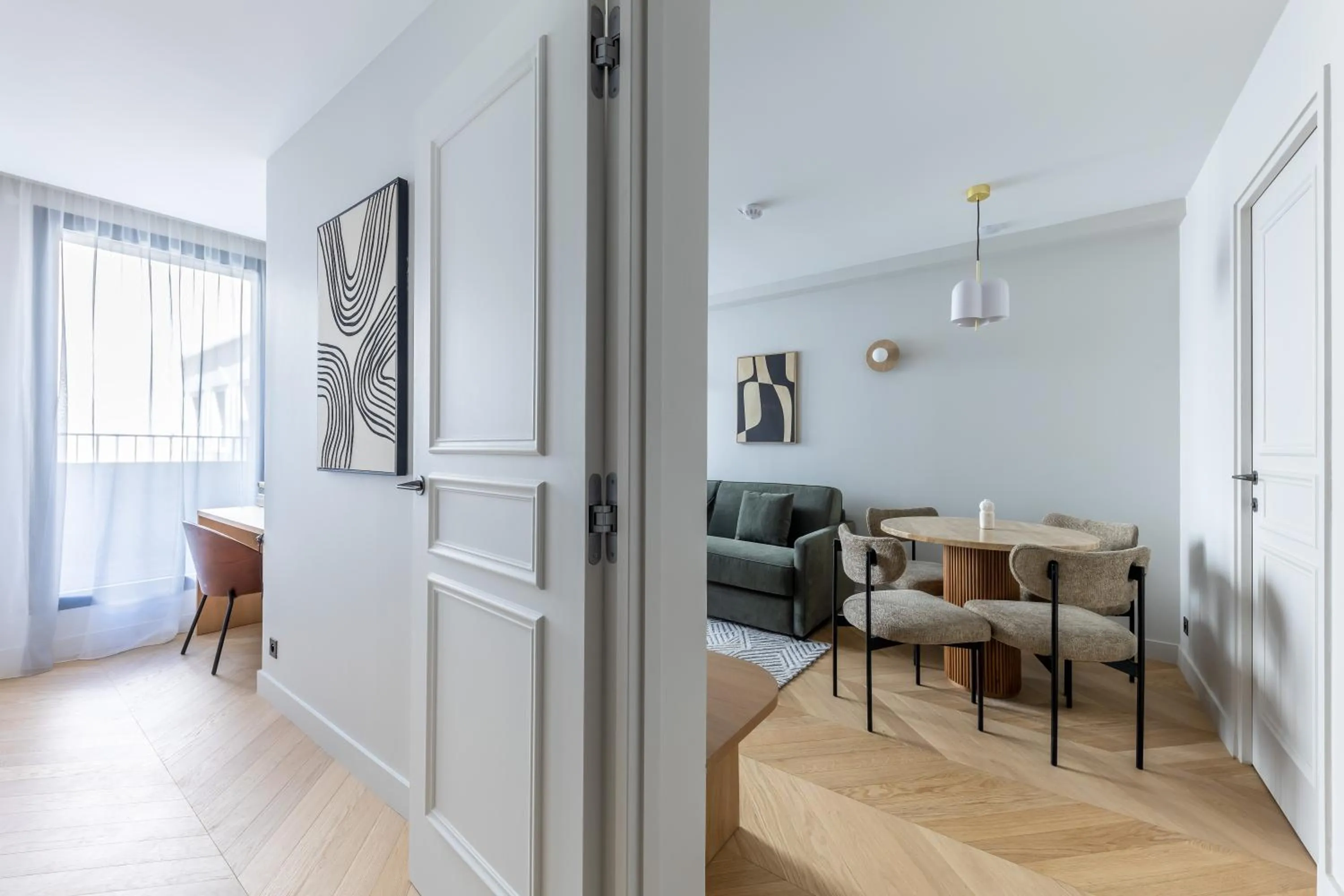 Dining area in Quartier Libre Opera