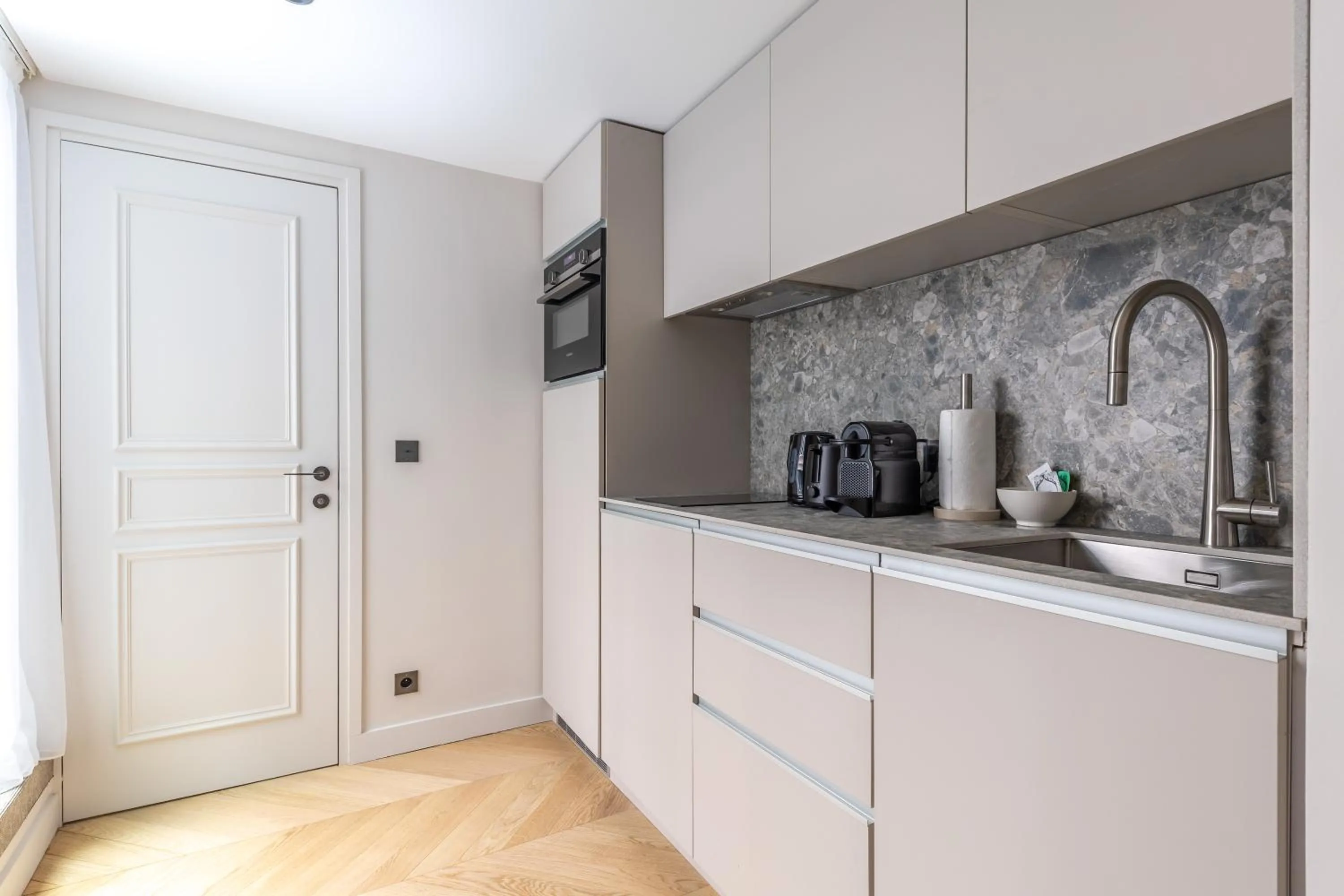 oven in Quartier Libre Opera