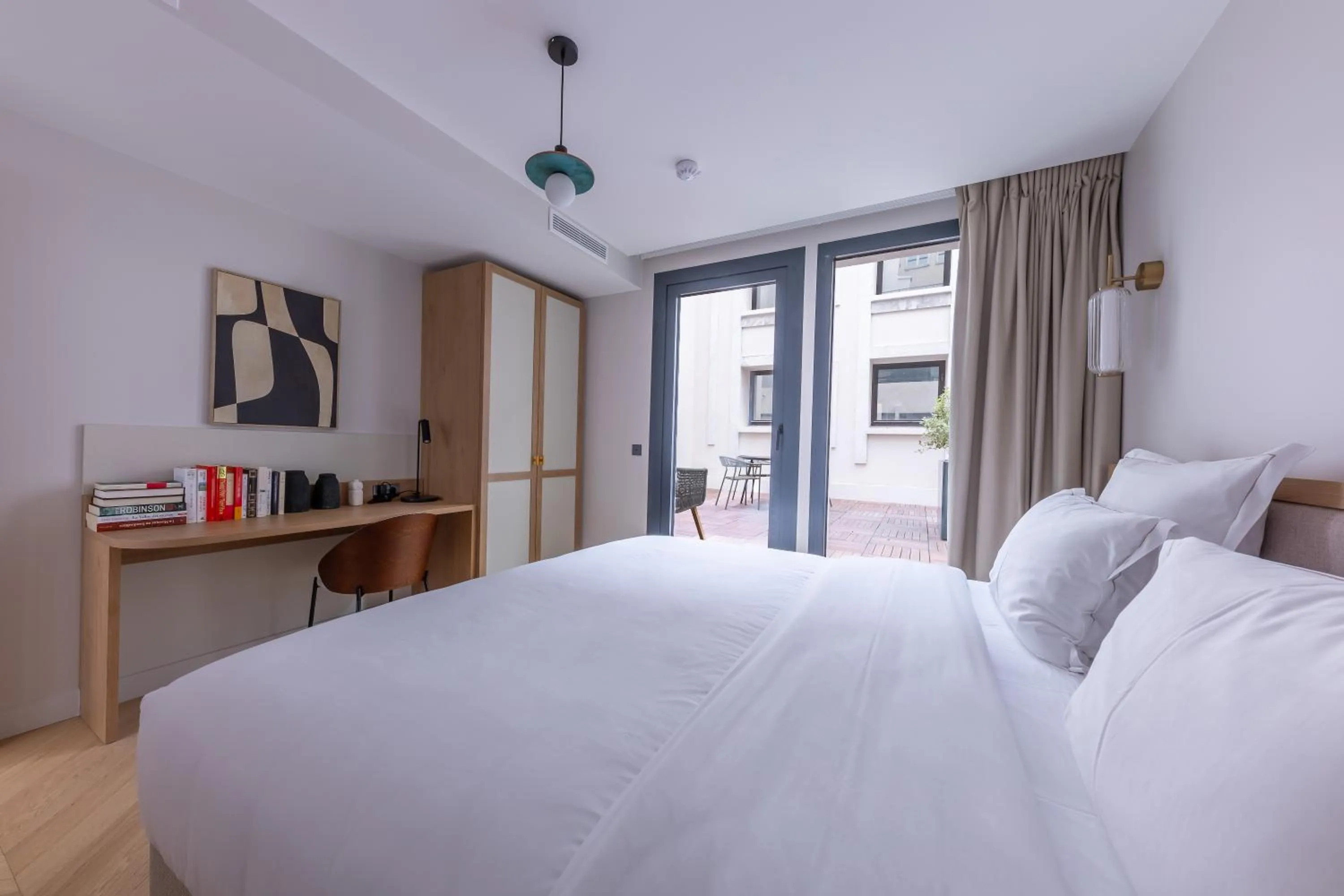 Bedroom, Bed in Quartier Libre Opera