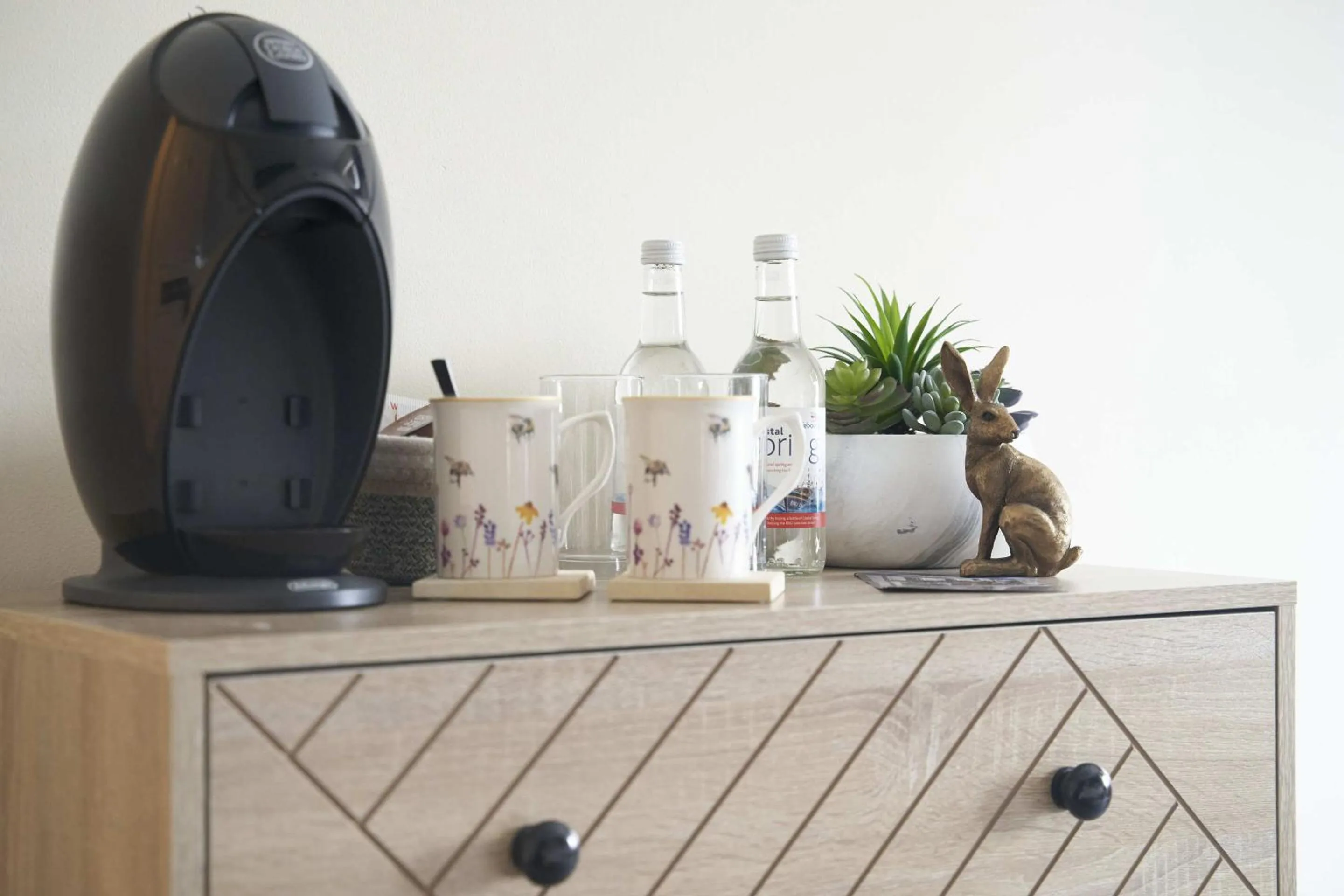 Bedroom in The White Hart Hotel