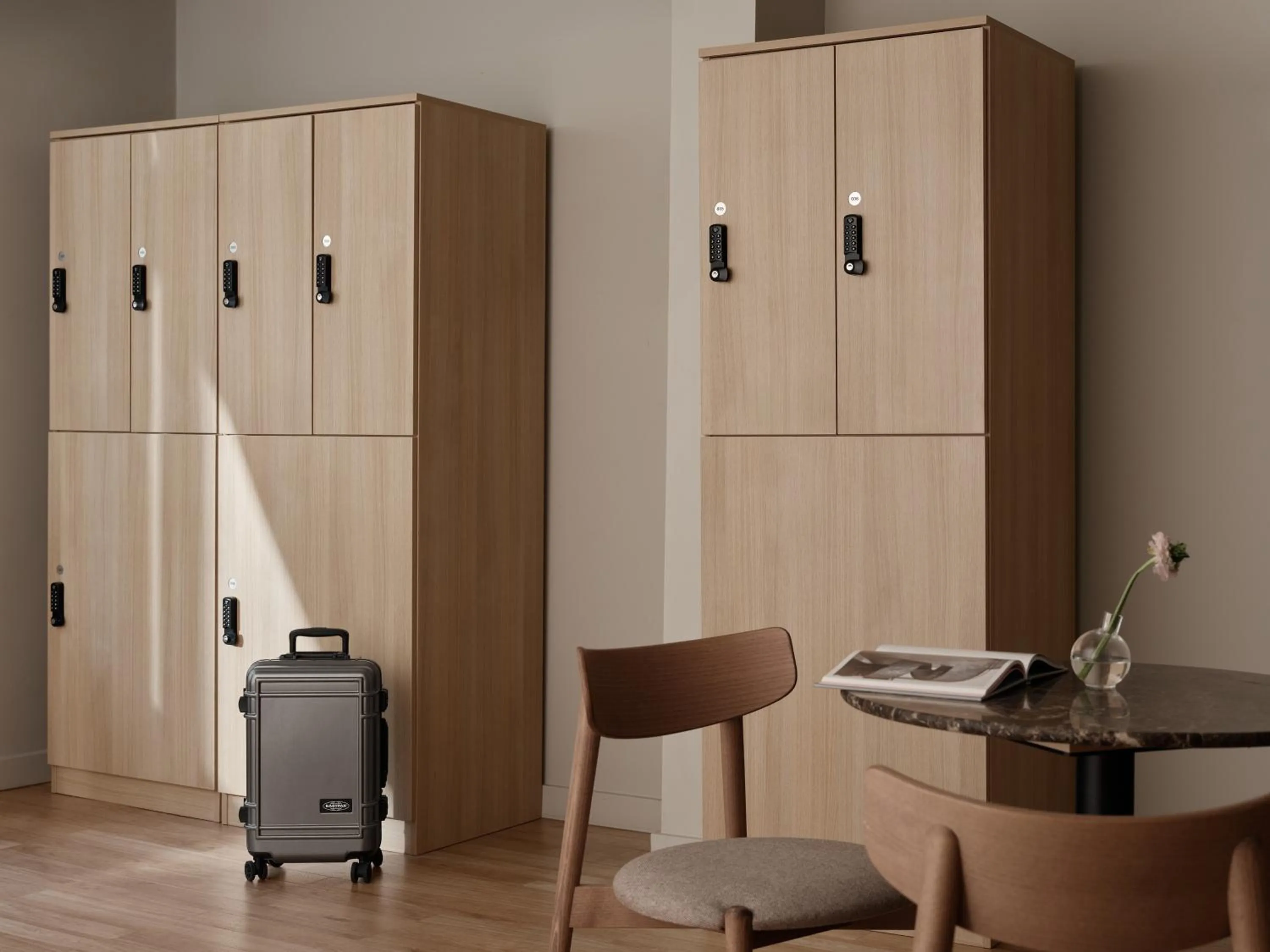 locker in Bob W London Kensington