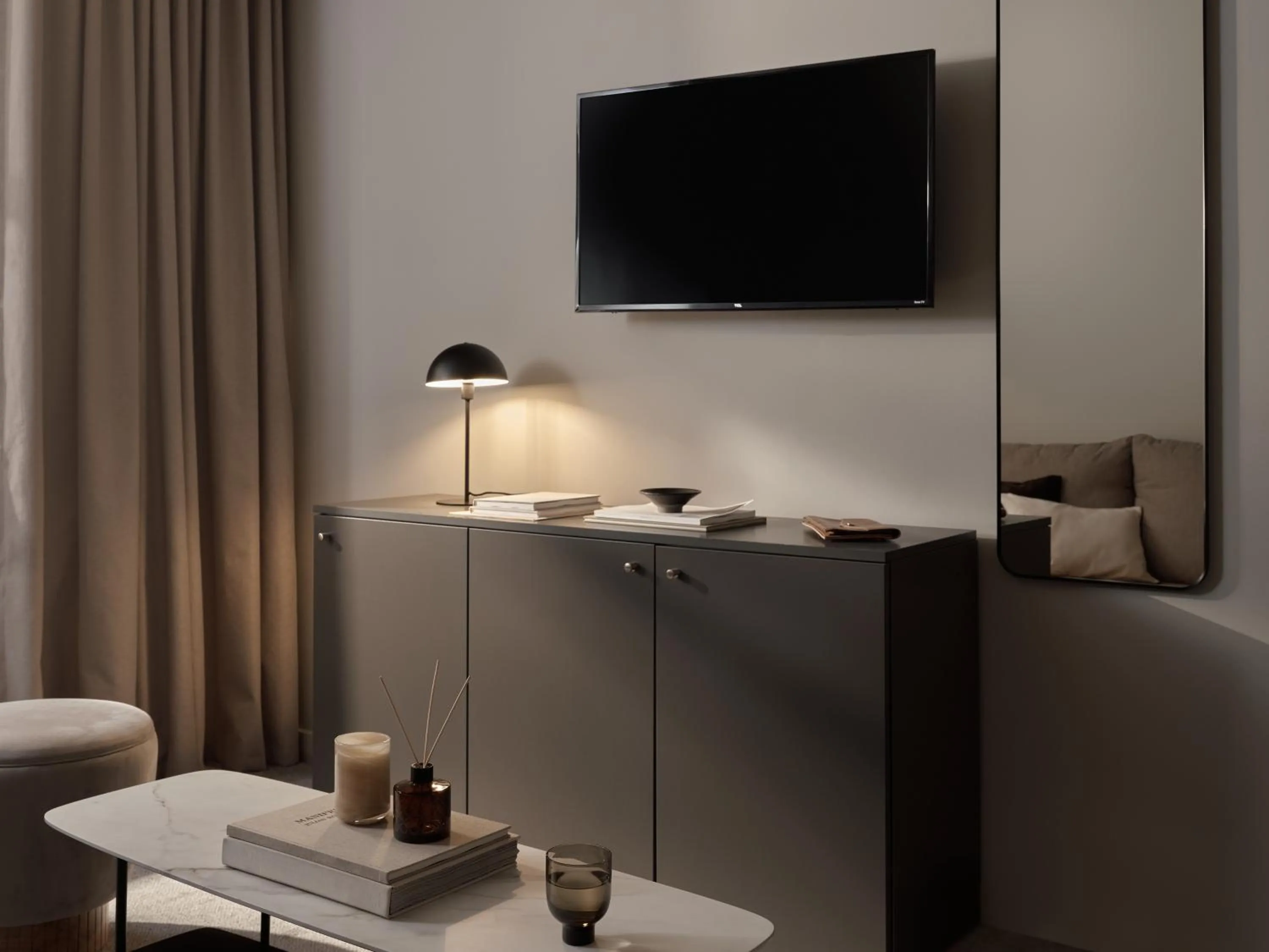 TV and multimedia in Bob W London Kensington