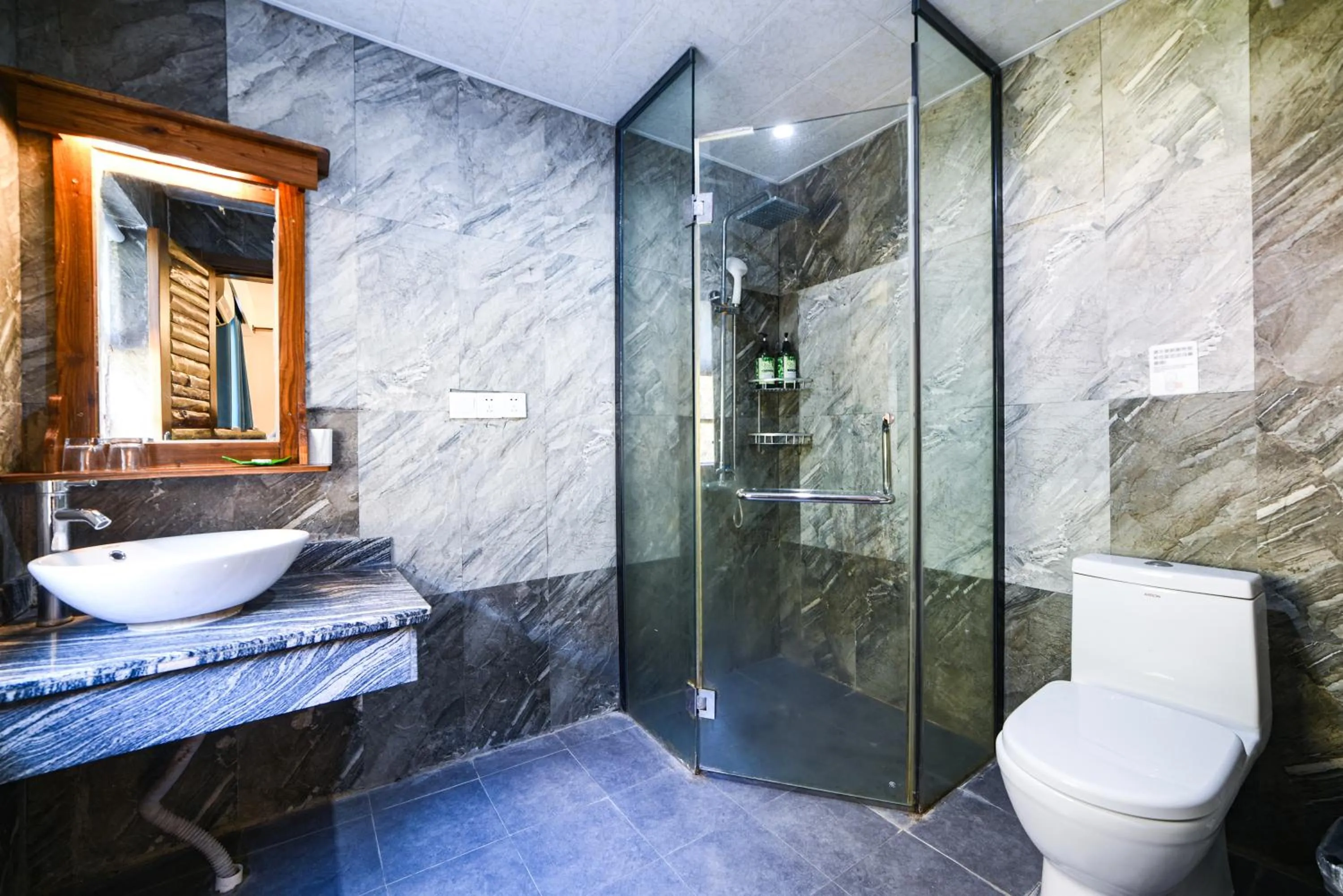 Shower in Destination Youth Hostel