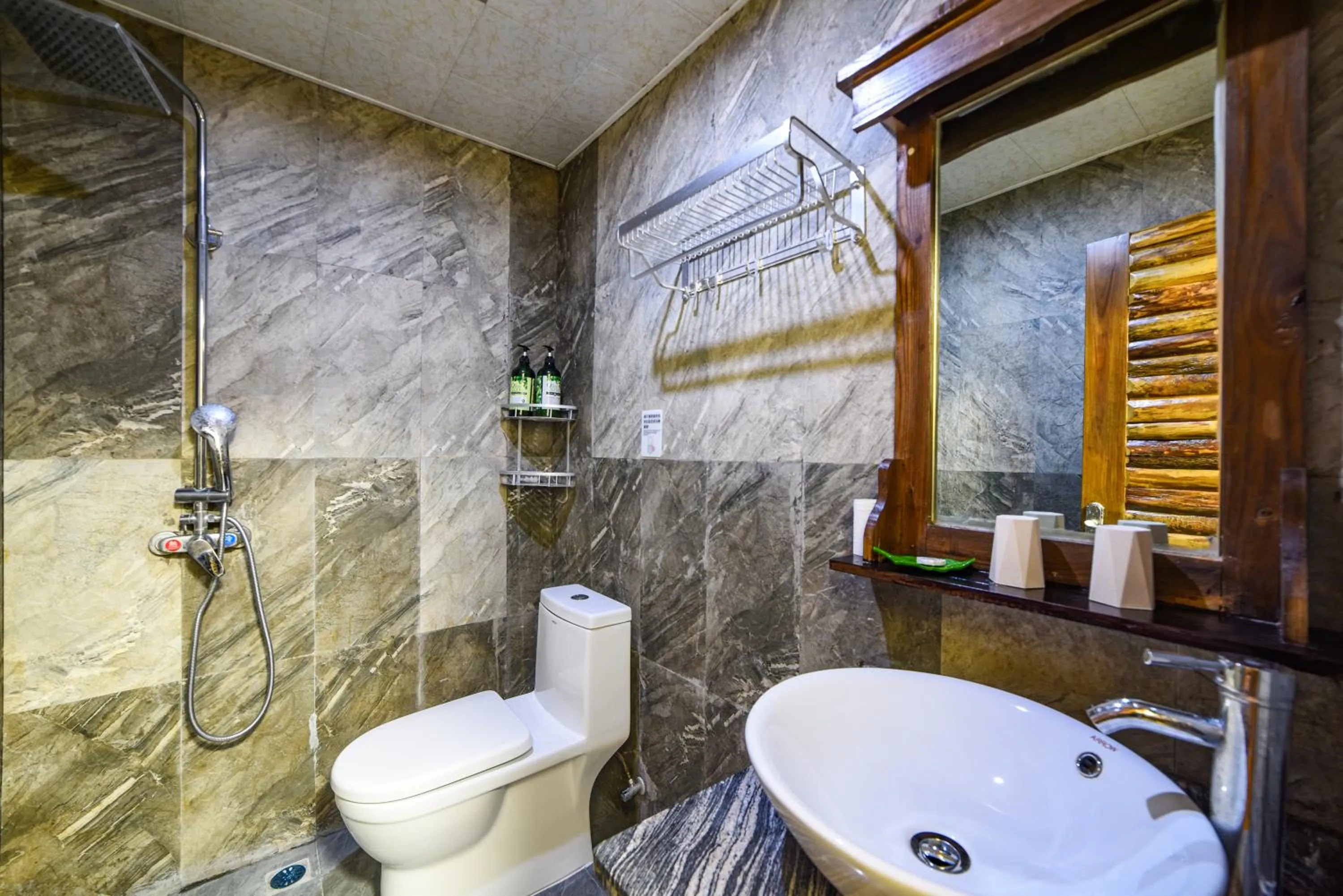 Shower in Destination Youth Hostel