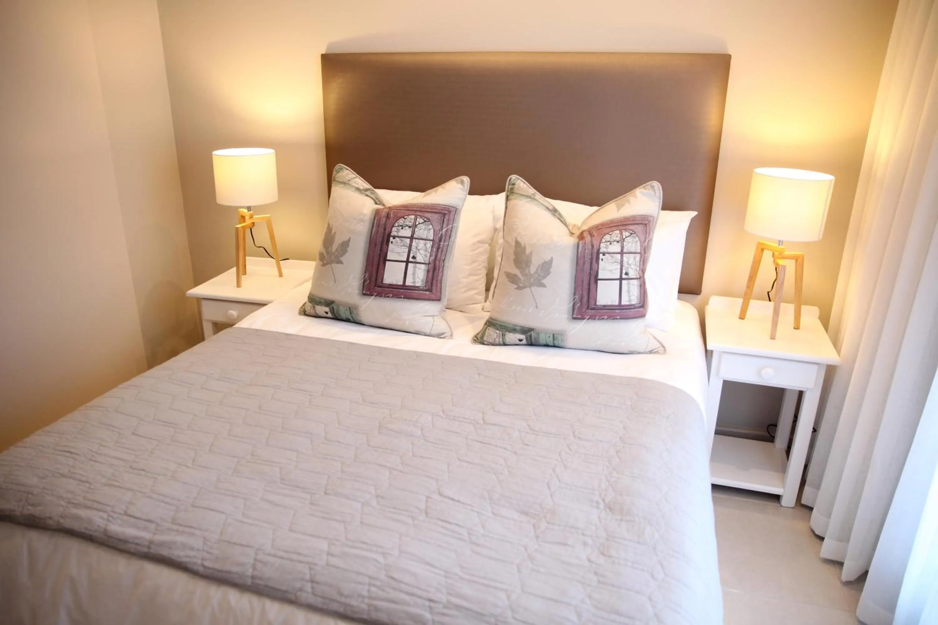 Bed in Eden Guesthouse B&B