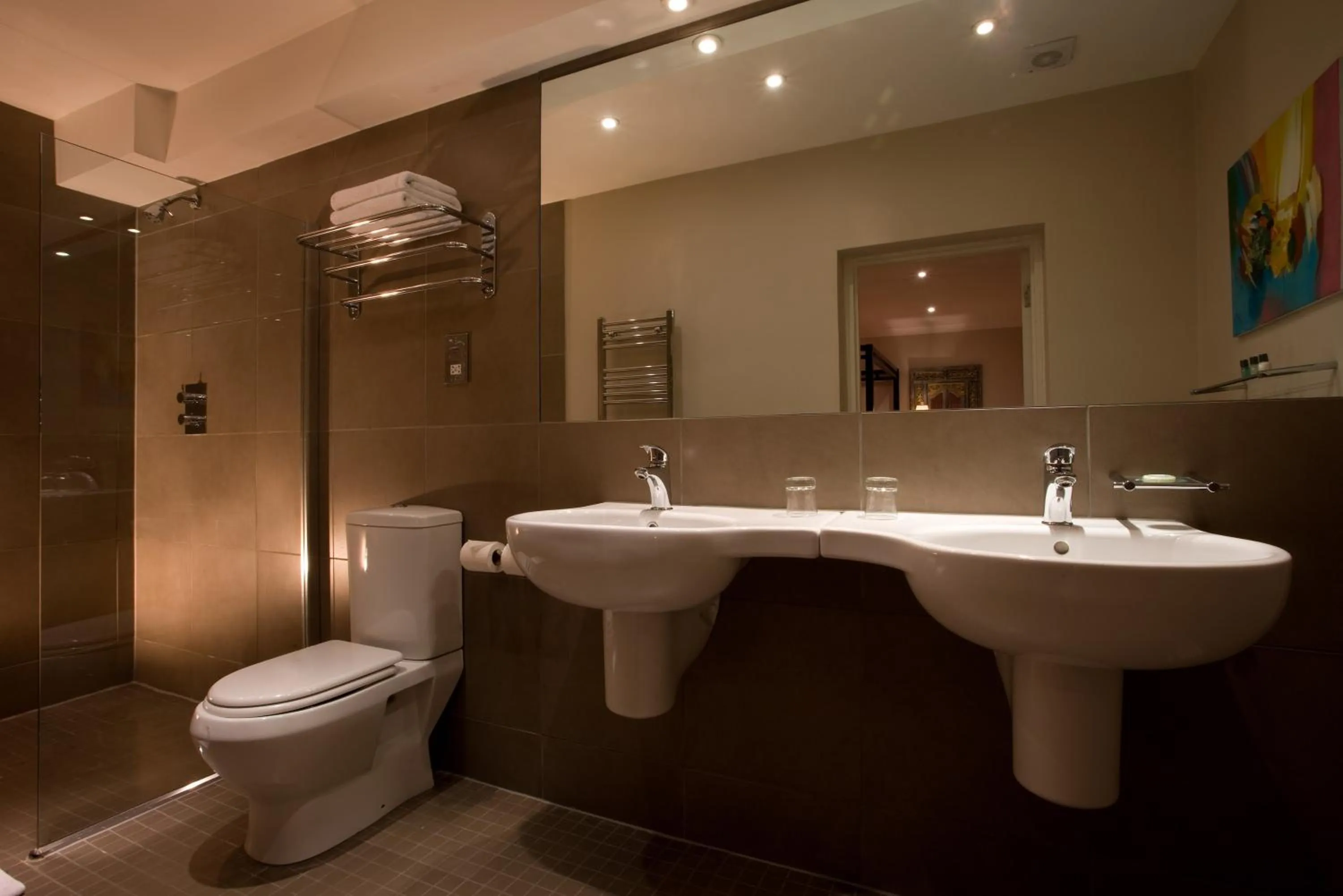 Bathroom in Twenty Nevern Square Hotel