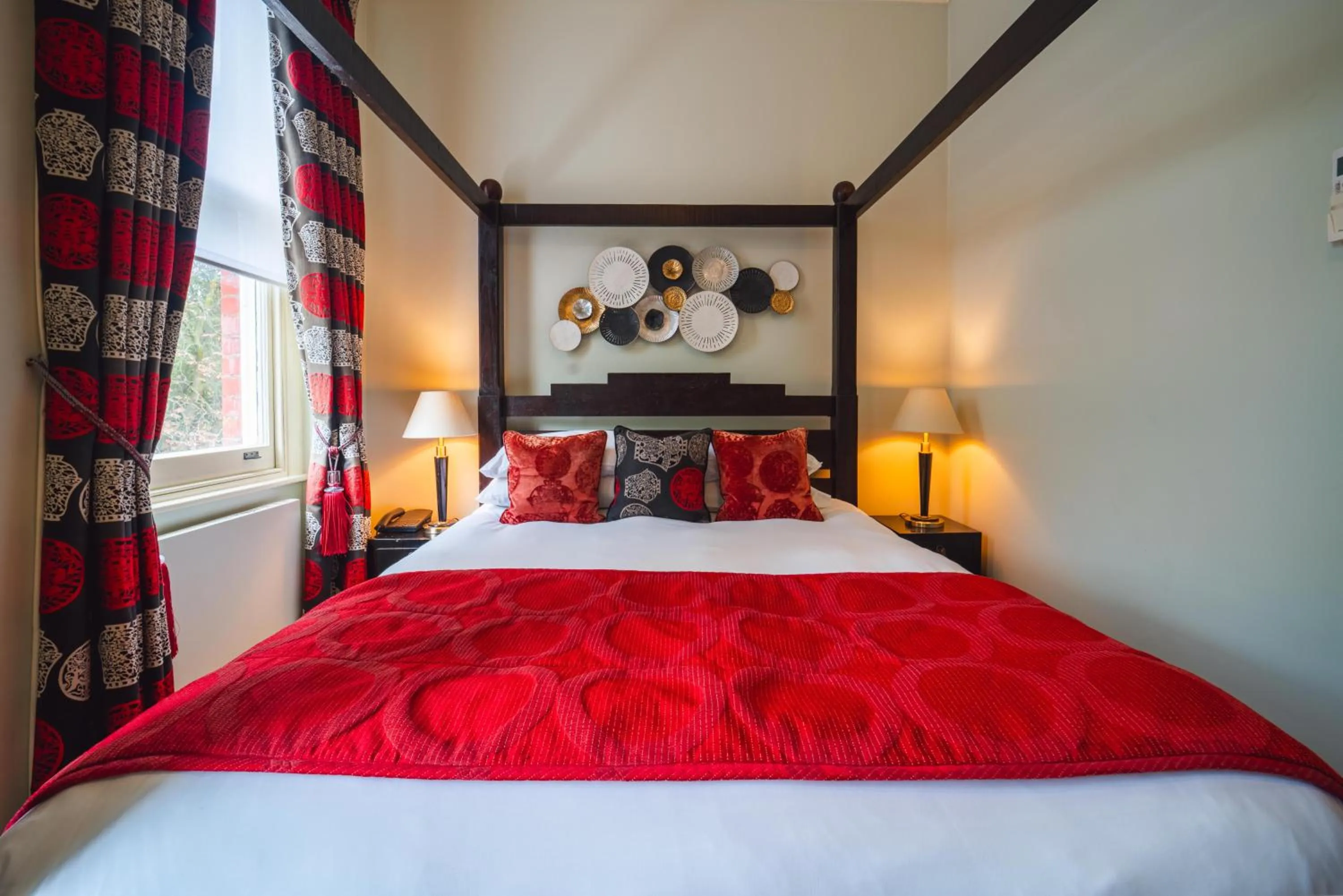 Bedroom, Bed in Twenty Nevern Square Hotel