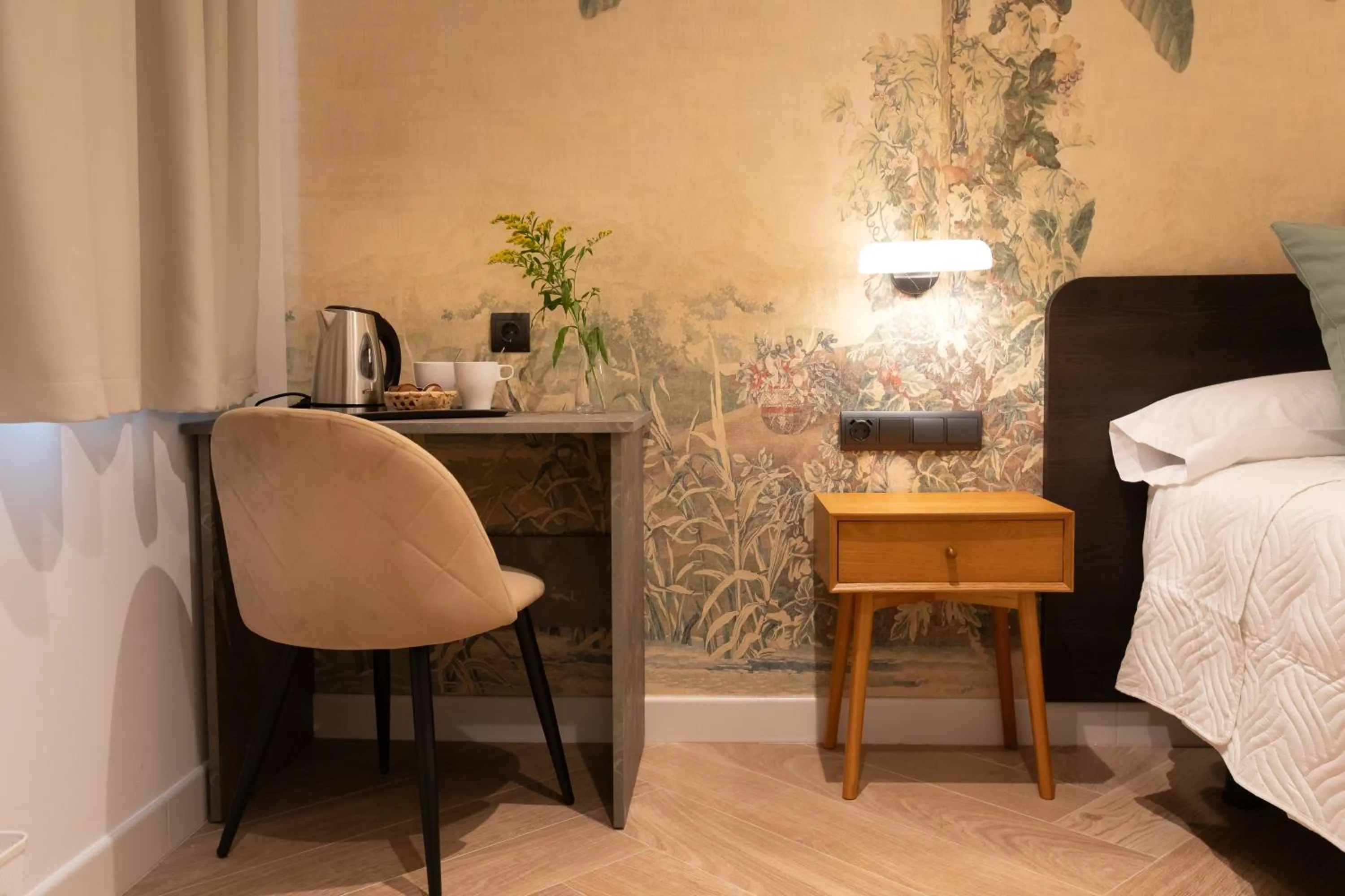 Coffee/tea facilities, Bed in Boutique Rooms Playa Burriana