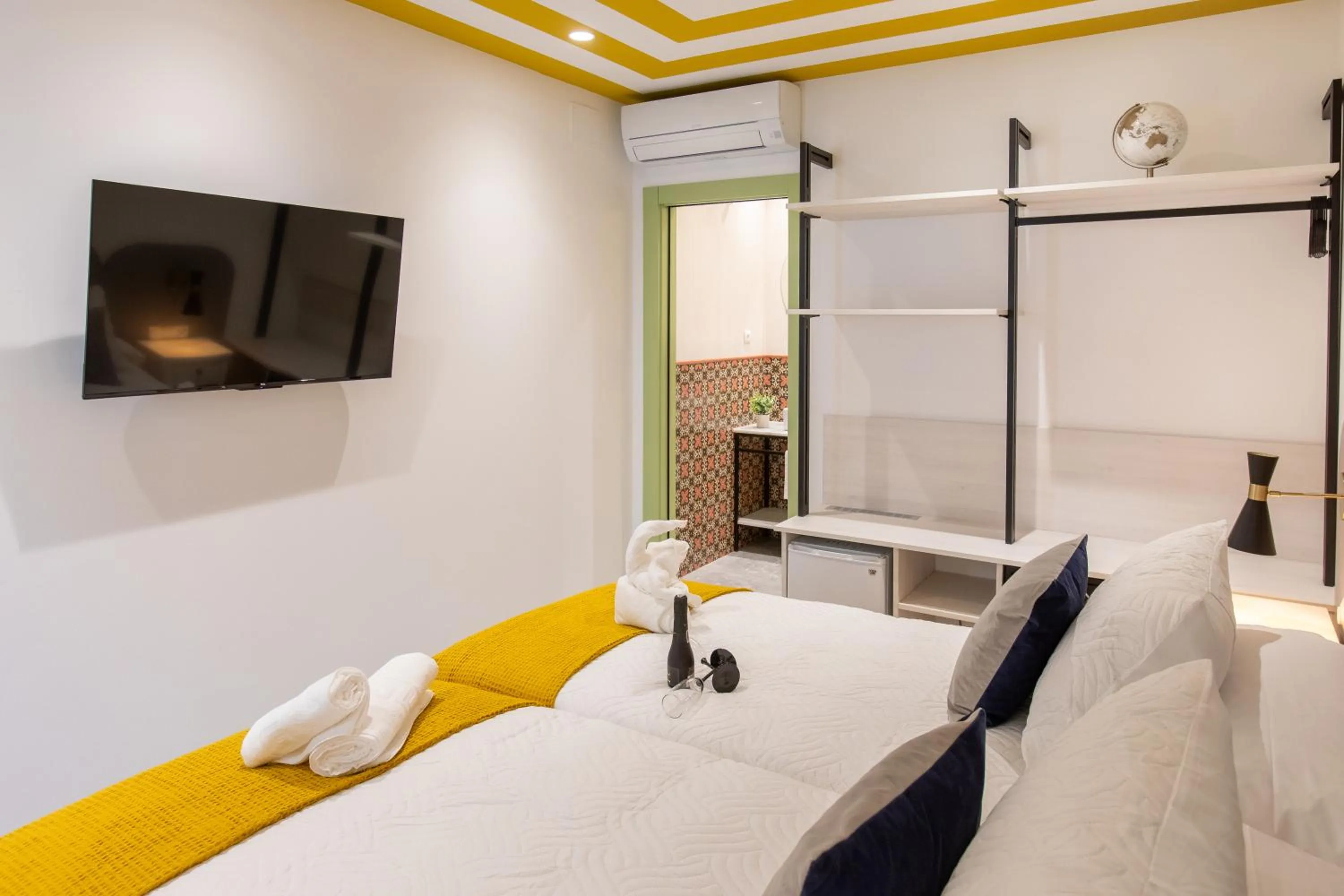 Photo of the whole room, Bed in Boutique Rooms Playa Burriana