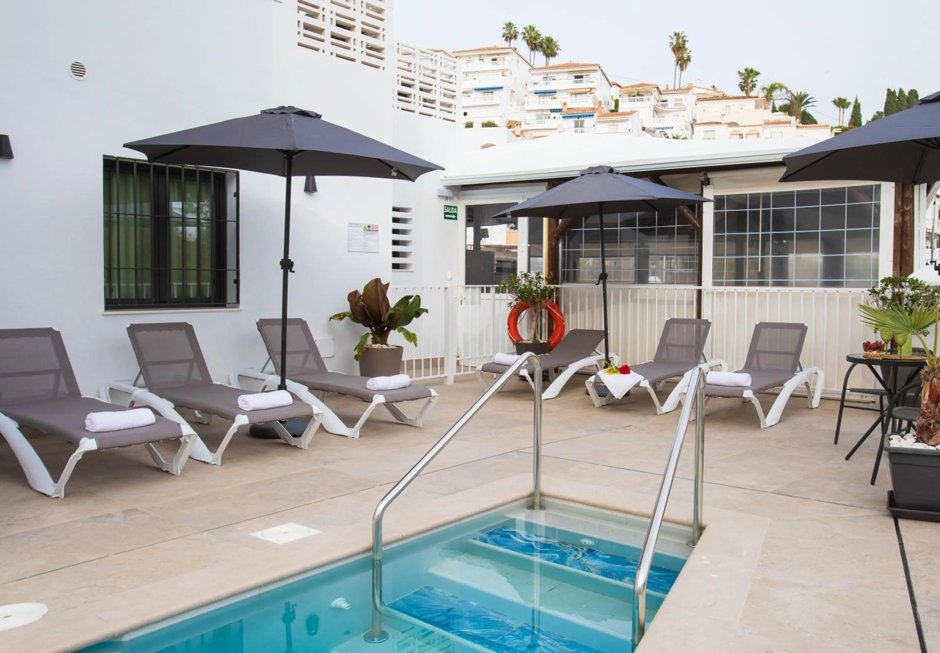 Day in Boutique Rooms Playa Burriana