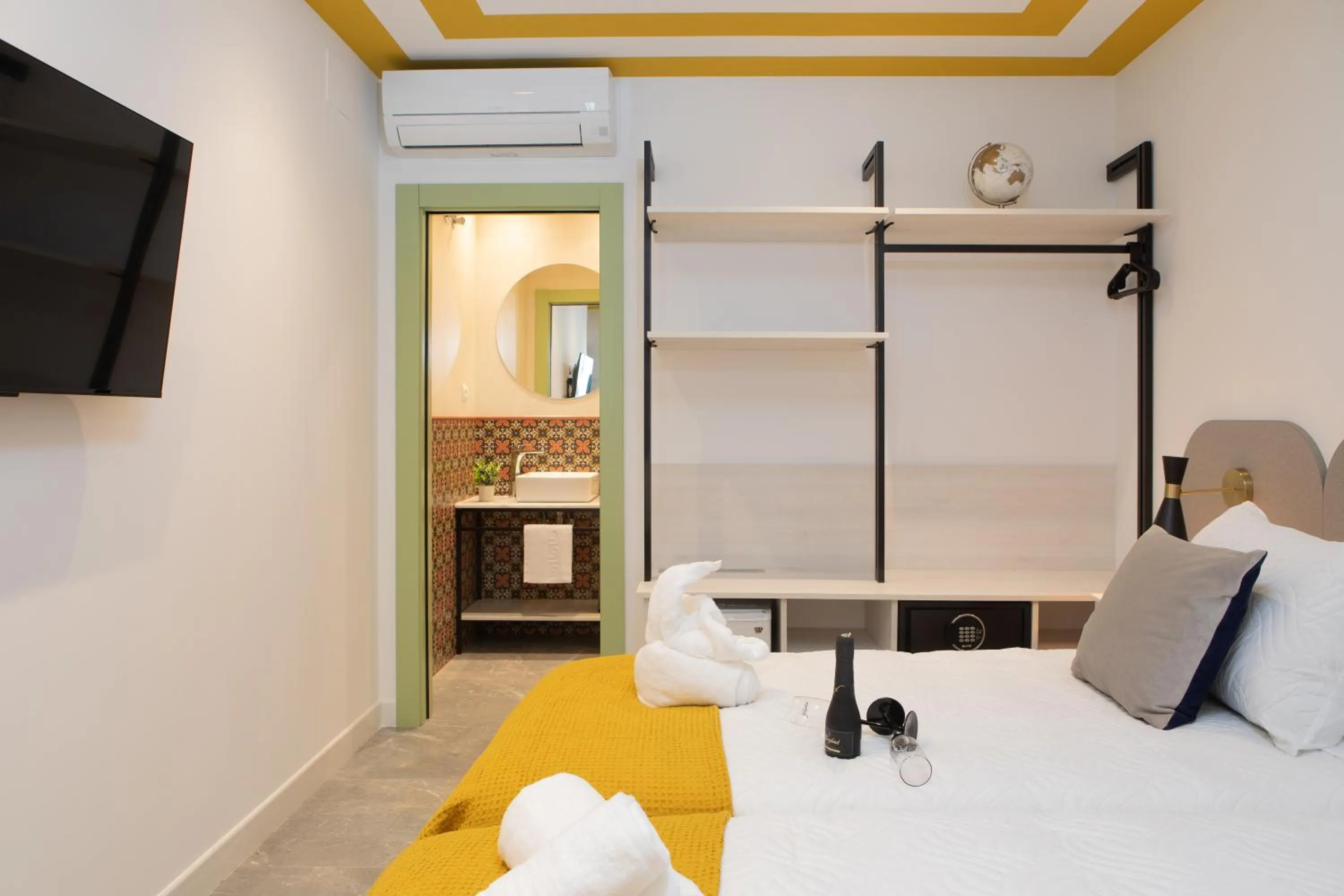 Bed in Boutique Rooms Playa Burriana