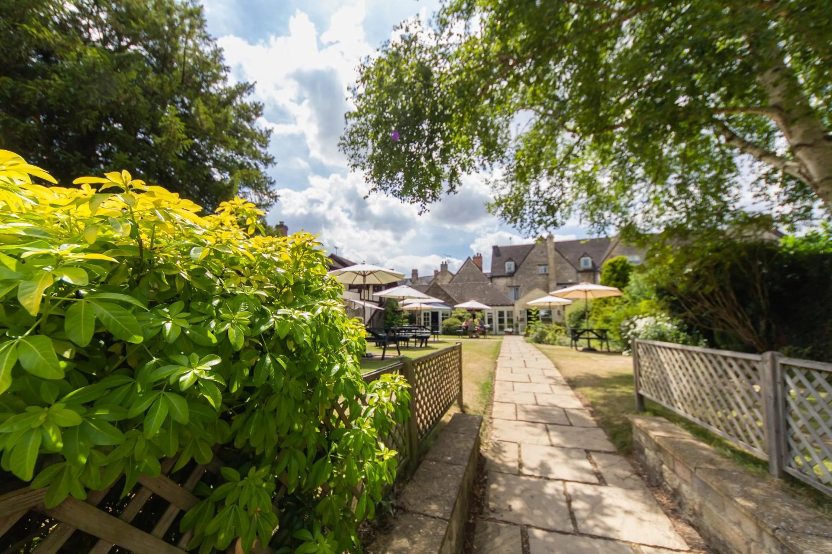 Garden in Corinium Hotel & Restaurant