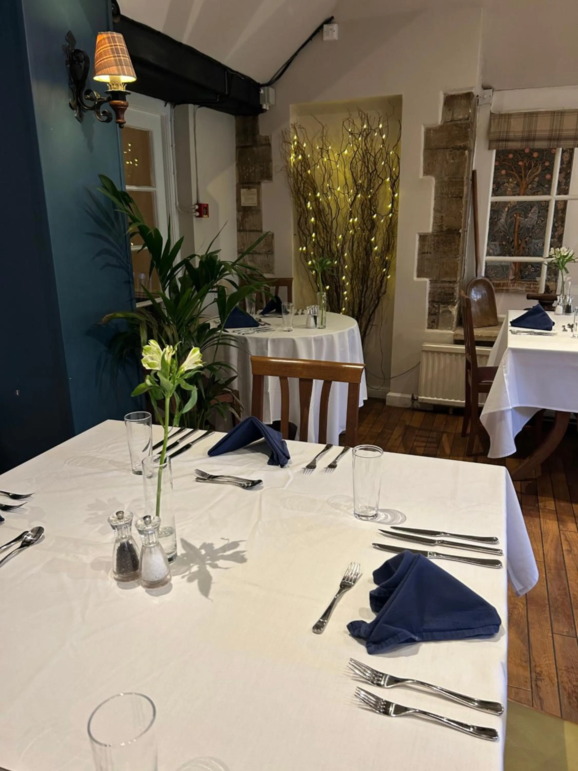 Corinium Hotel & Restaurant