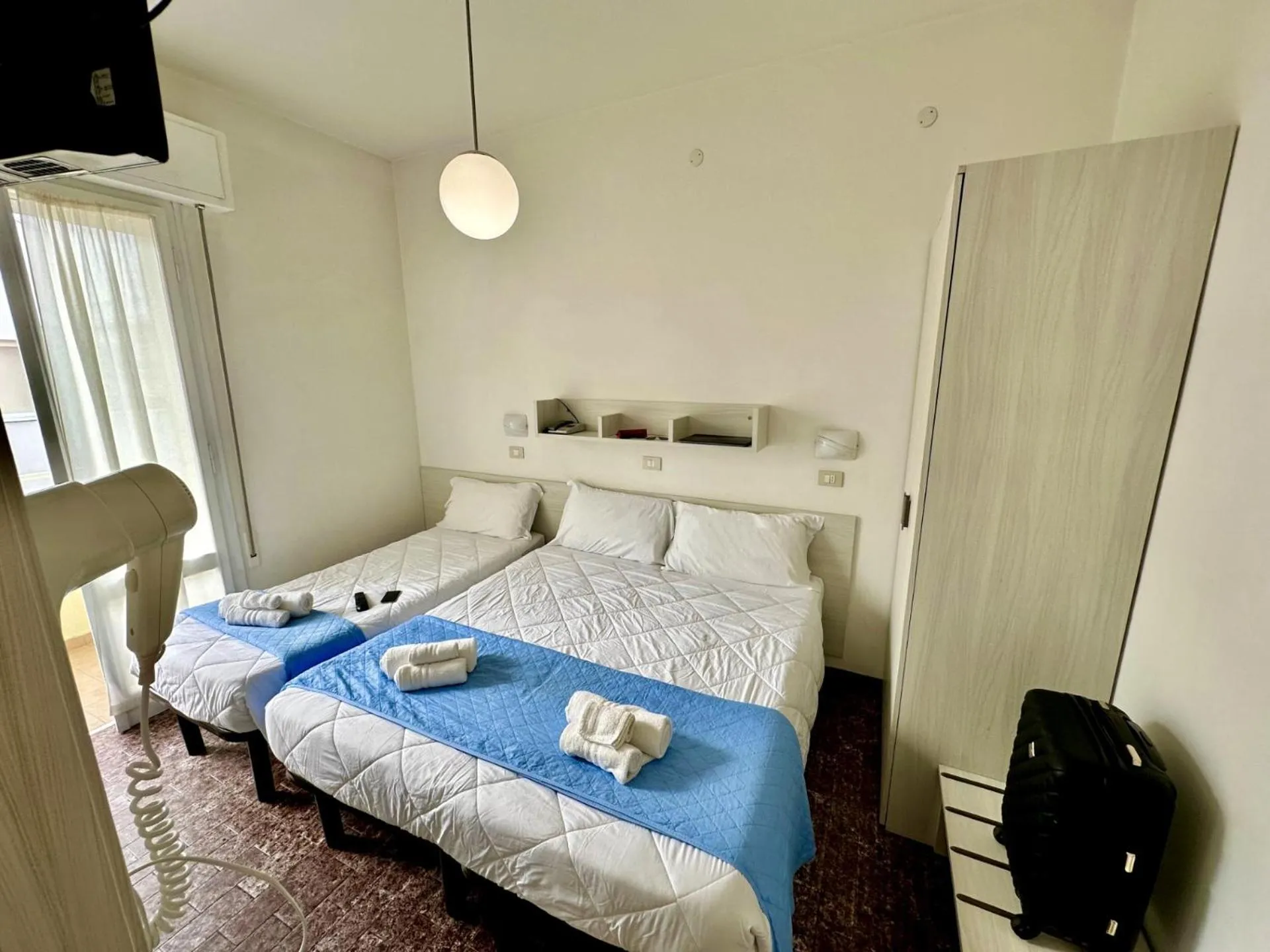 Bed in Hotel Napoleon